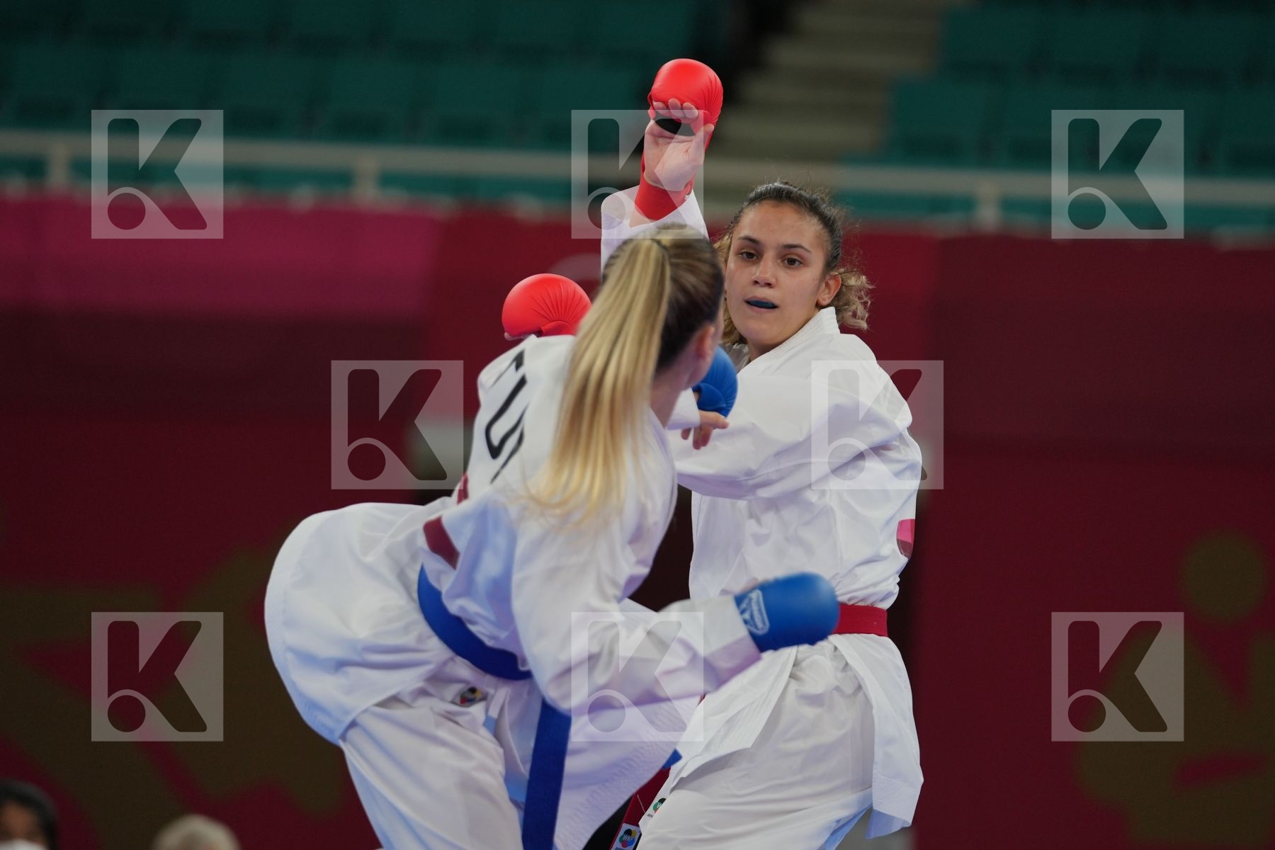 Goranova Ivet (Bulgaria) - Kumite Female -55kg, Ozcelik Arapoglu Serap (Turkey) - Kumite Female -55kg in Senior Kumite -55 Kg - Round Robin bout