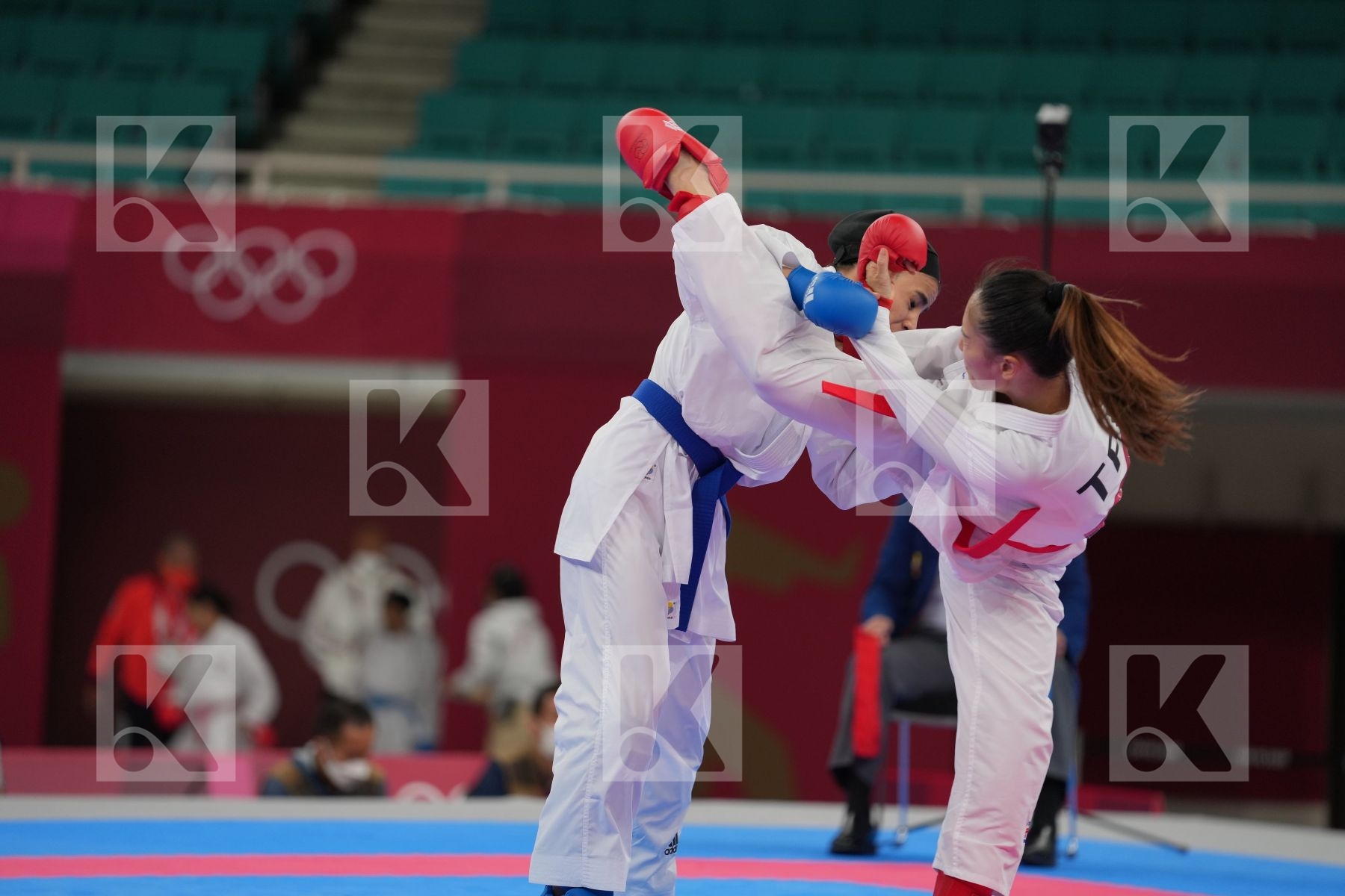 Wen Tzu-Yun (Chinese Taipei) - Kumite Female -55kg, Bahmanyar Sara (Islamic Republic of Iran) - Kumite Female -55kg in Senior Kumite -55 Kg - Round Robin bout