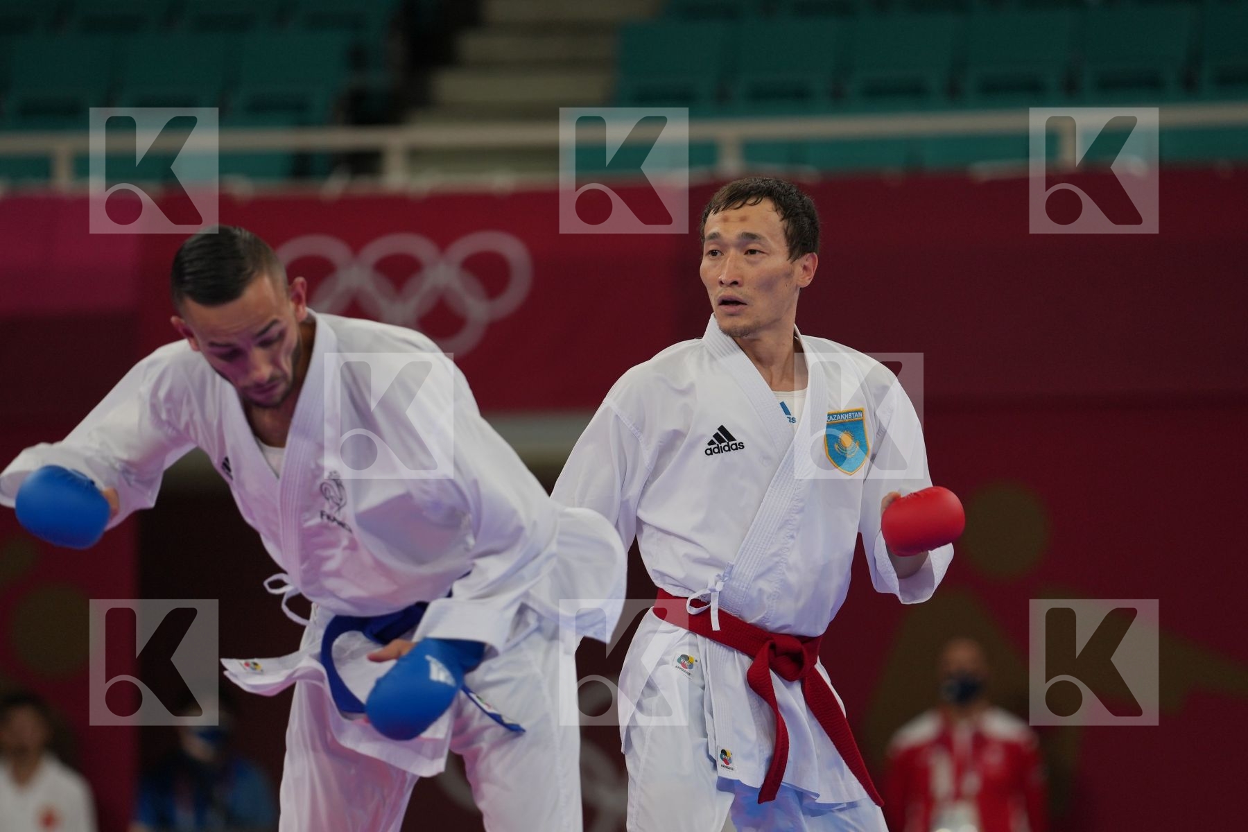 Assadilov Darkhan (Kazakhstan) - Kumite Male -67kg, Da Costa Steven (France) - Kumite Male -67kg in Senior Kumite -67 Kg - Semifinal bout