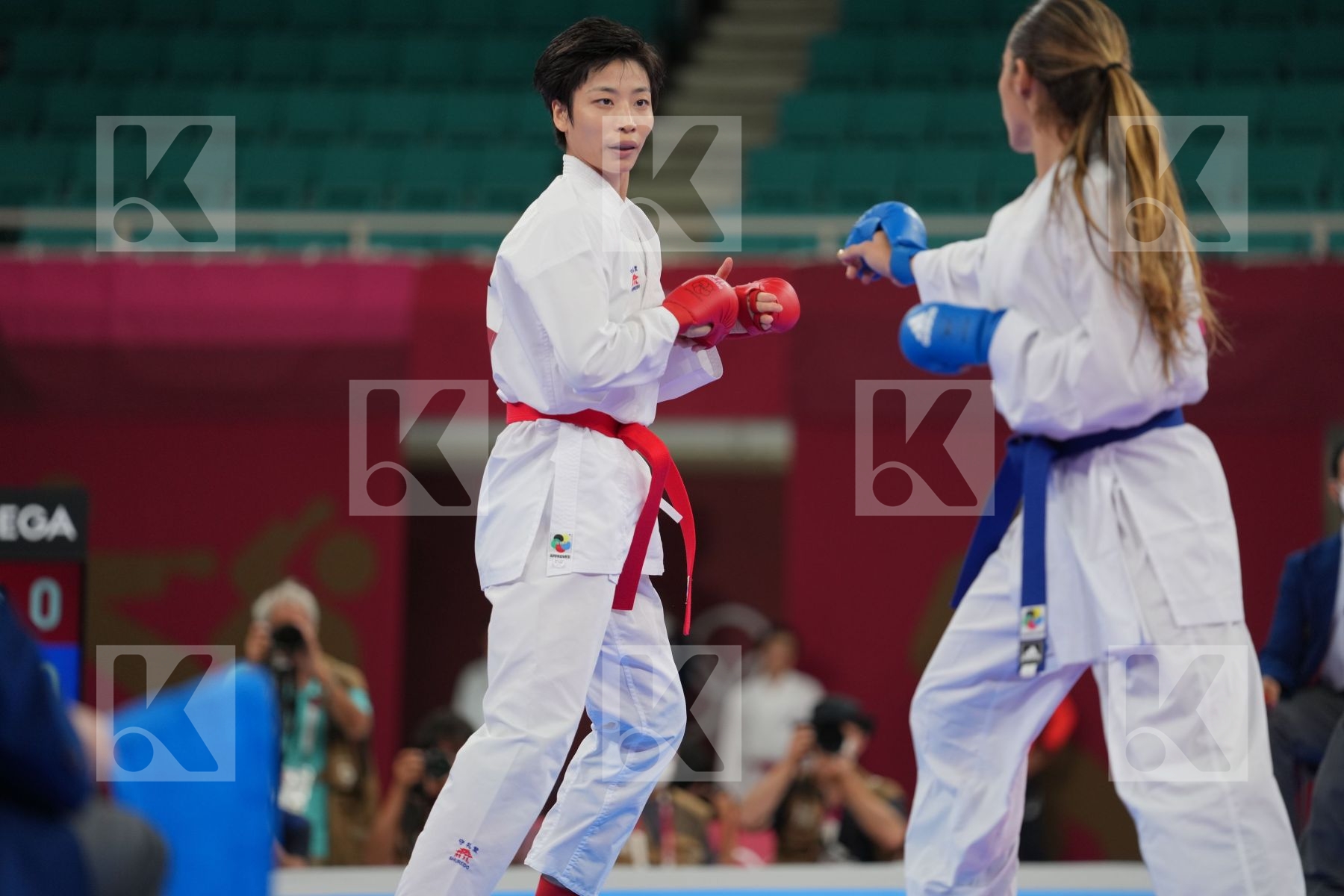 Yin Xiaoyan (People's Republic of China) - Kumite Female -61kg, Garces Sequera Claudymar (Venezuela) - Kumite Female -61kg in Senior Kumite -61 Kg - Round Robin bout