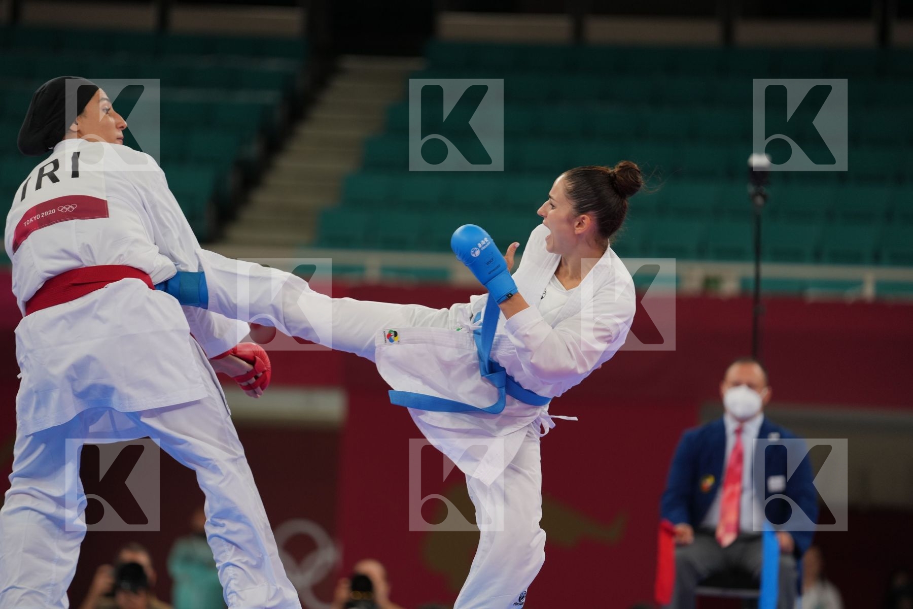 Abbasali Hamideh (Islamic Republic of Iran) - Kumite Female +61kg, Quirici Elena (Switzerland) - Kumite Female +61kg in Senior Kumite 61+ Kg - Round Robin bout