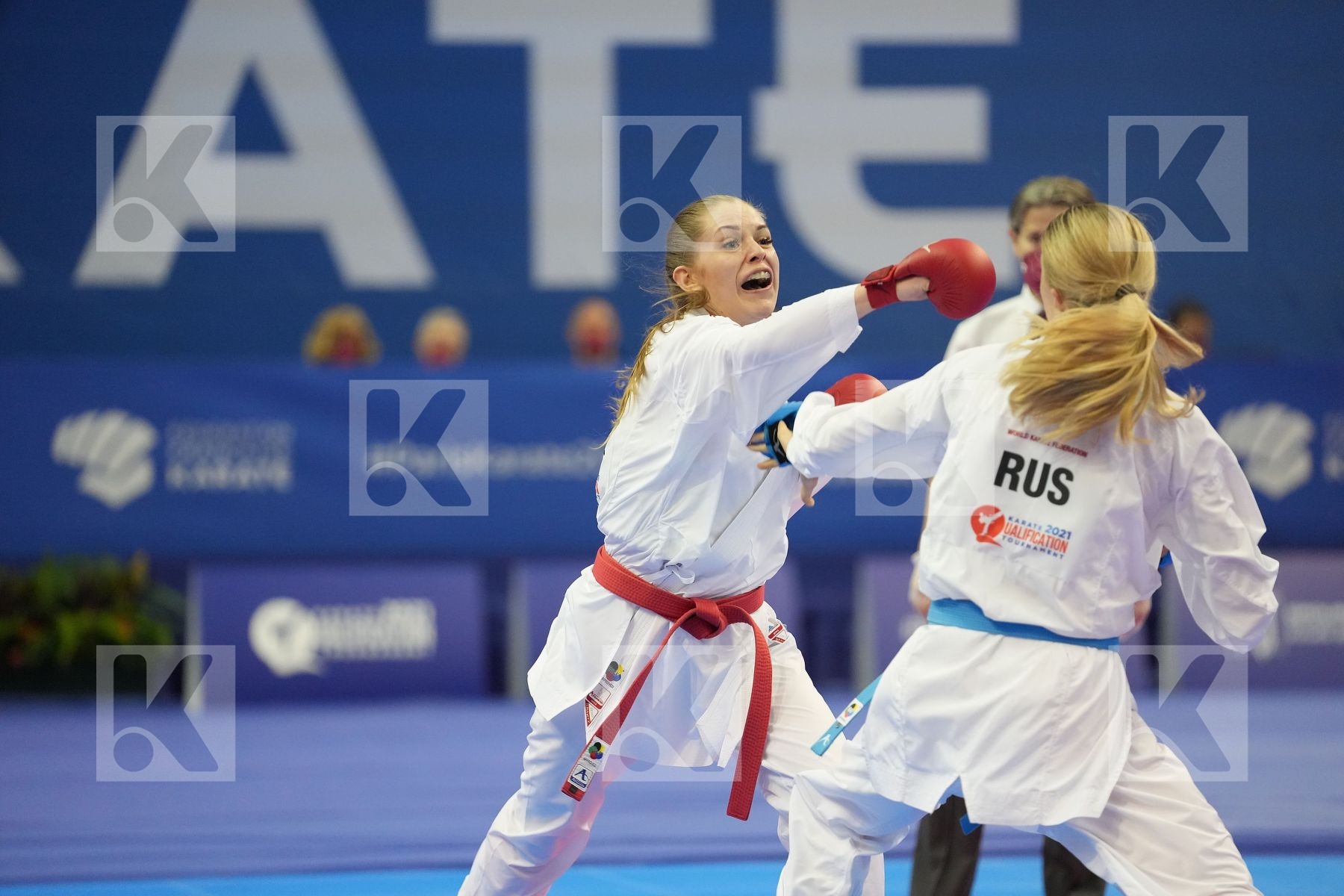CHERNYSHEVA ANNA (RUSSIAN FEDERATION), BANASZCZYK DOROTA (POLAND) in Olympic Category - Kumite Female -55 KG - Round Robin bout