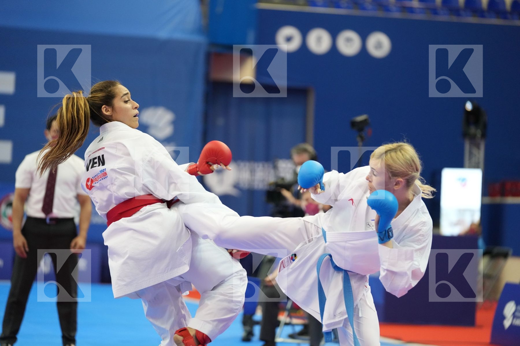SEROGINA ANITA (UKRAINE), GARCES SEQUERA CLAUDYMAR (VENEZUELA) in Olympic Category - Kumite Female -61 KG - Round Robin bout