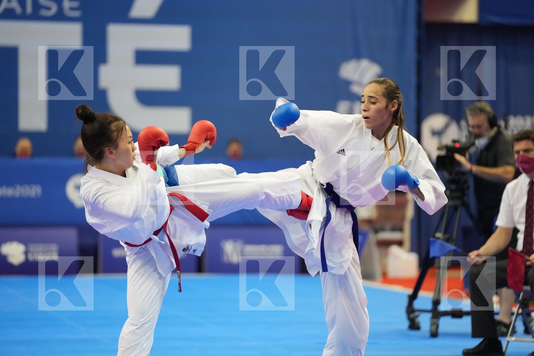 GARCES SEQUERA CLAUDYMAR (VENEZUELA), ZAKHAROVA SABINA (KAZAKHSTAN) in Olympic Category - Kumite Female -61 KG - Round Robin bout