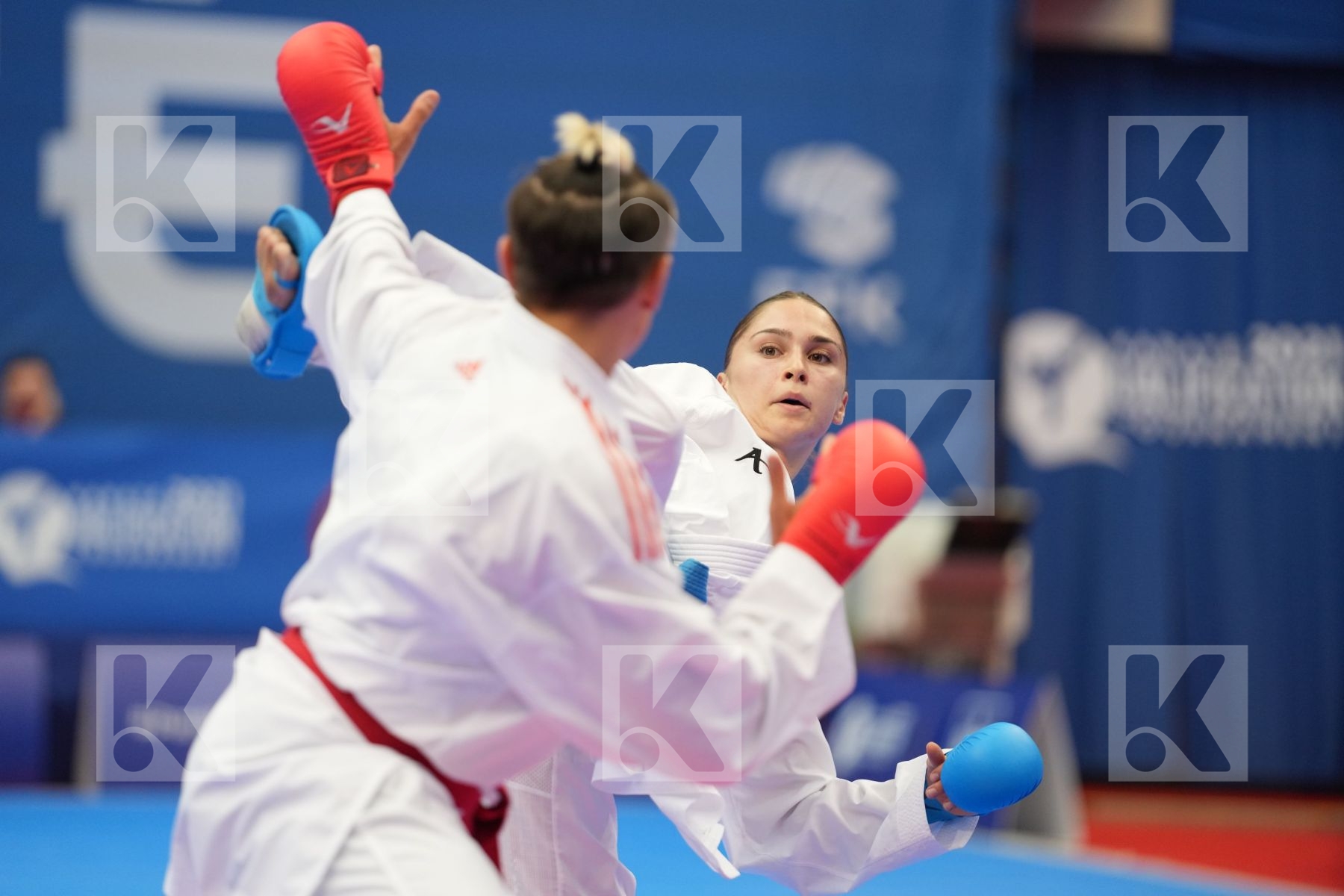 SEMERARO SILVIA (ITALY), BRATIC MELISSA (CANADA) in Olympic Category - Kumite Female 61+ KG - Round Robin bout
