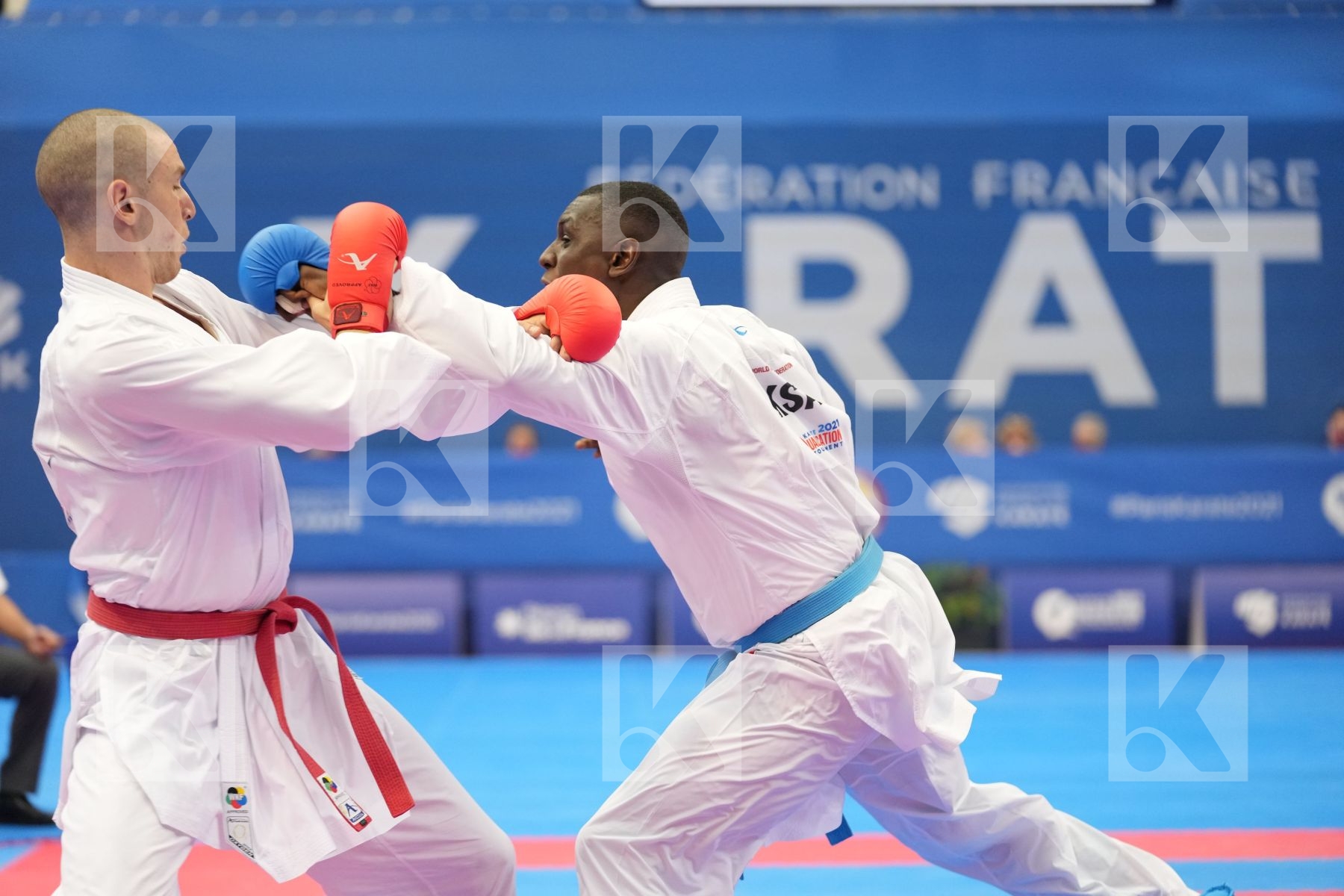 HAMEDI TAREG (SAUDI ARABIA), GAYSINSKY DANIEL (CANADA) in Olympic Category - Kumite Male 75+ KG - Round Robin bout