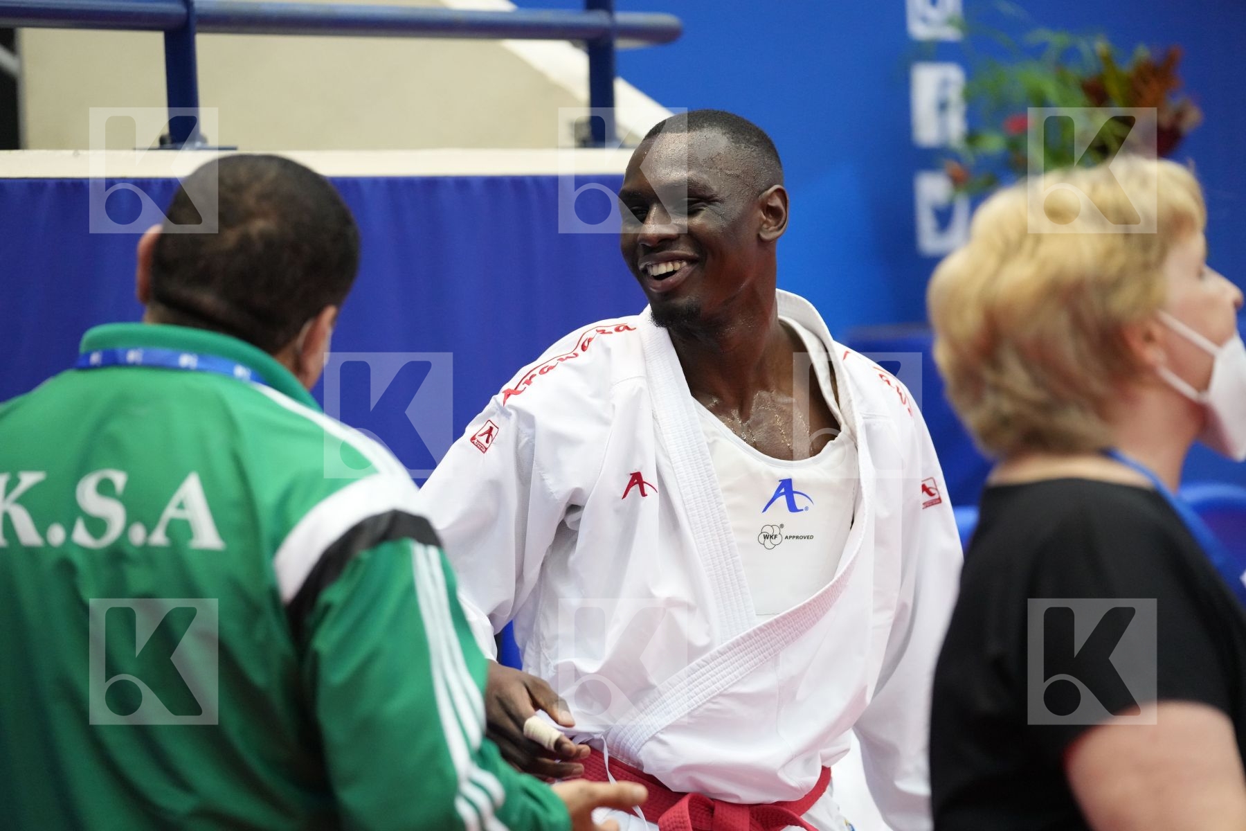 HAMEDI TAREG (SAUDI ARABIA) in Olympic Category - Kumite Male 75+ KG - Round Robin bout