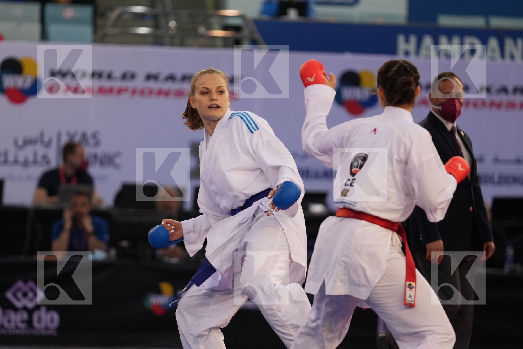 SACHOVA MARTINA (CZECH REPUBLIC) vs LESJAK LUCIJA (CROATIA) in Female Kumite 68+ Kg - bronze bout