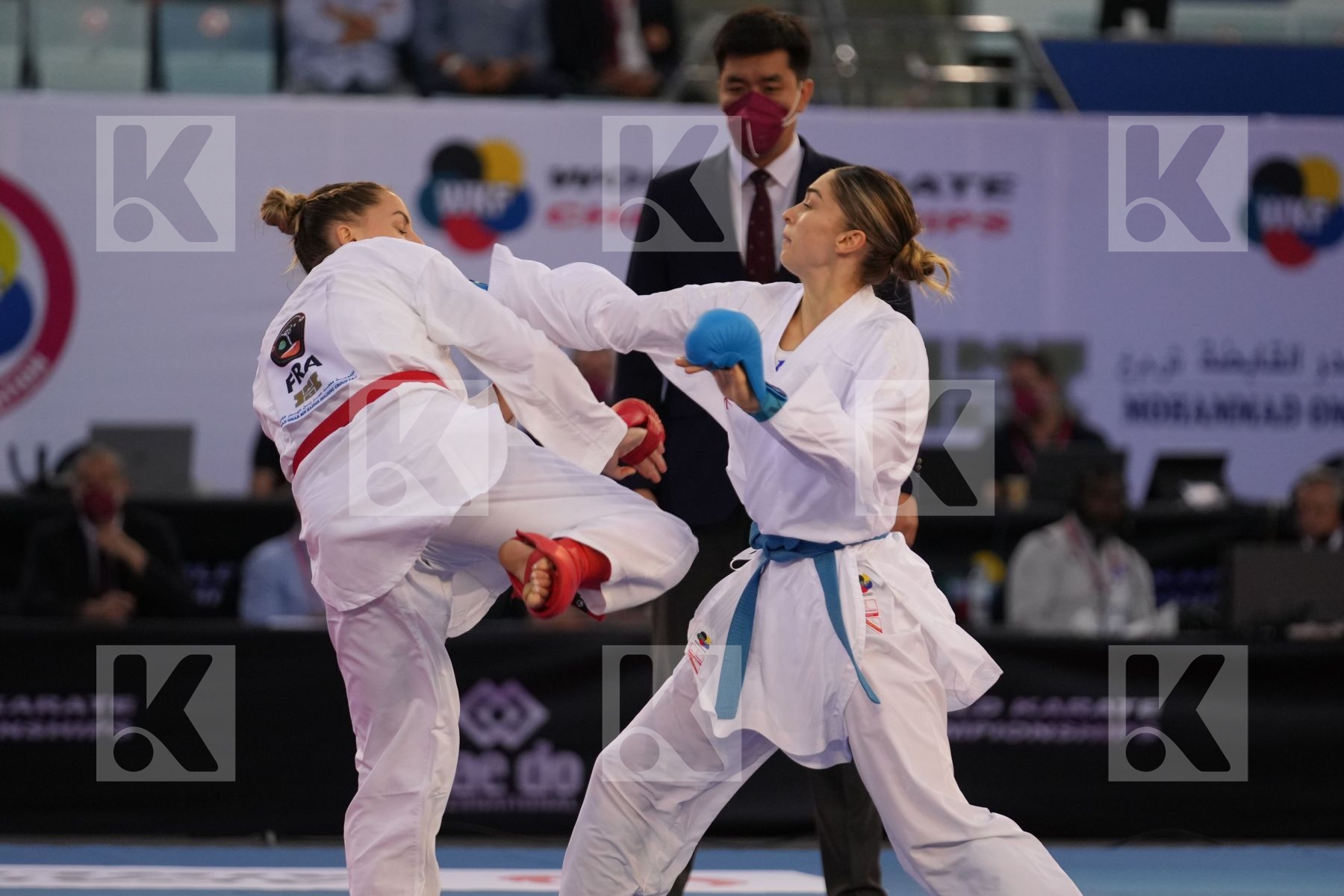 AGIER ALIZEE (FRANCE) vs BRATIC MELISSA (CANADA) in Female Kumite -68 Kg - bronze bout