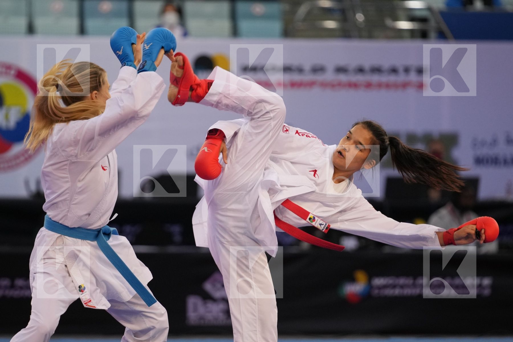 RAKHIMOVA SEVINCH (UZBEKISTAN) vs CHERNYSHEVA ANNA (RUSSIA) in Female Kumite -55 Kg - bronze bout