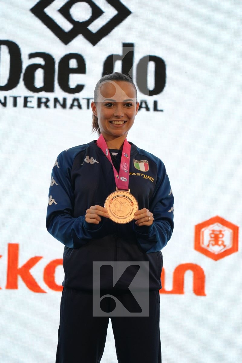 BOTTARO VIVIANA (ITALY) in Female Kata - podium ceremony