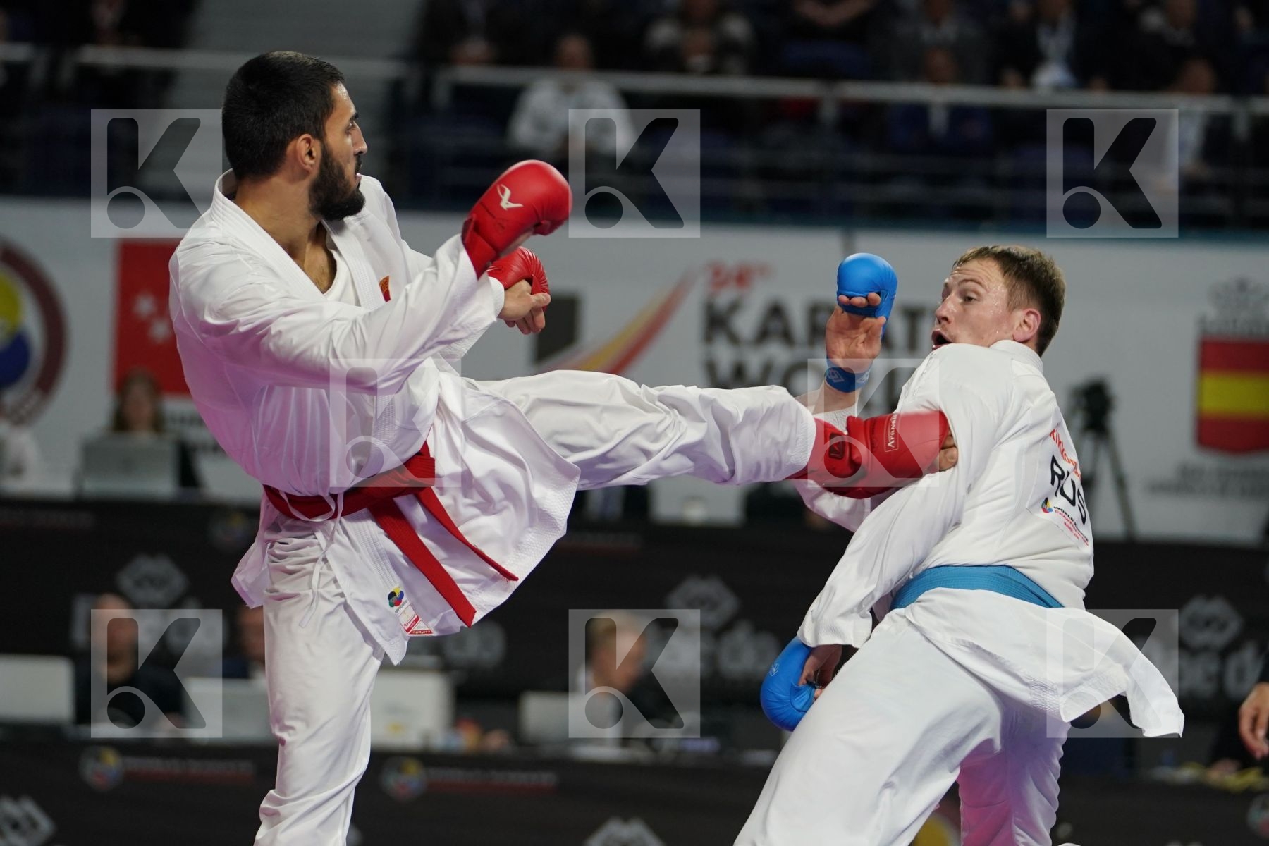 ALPARSLAN YAMANOGLU (TURKEY) vs ALEXANDER PSHENITSYN (RUSSIAN FEDERATION) in Senior Kumite 84+ Kg - Bronze bout
