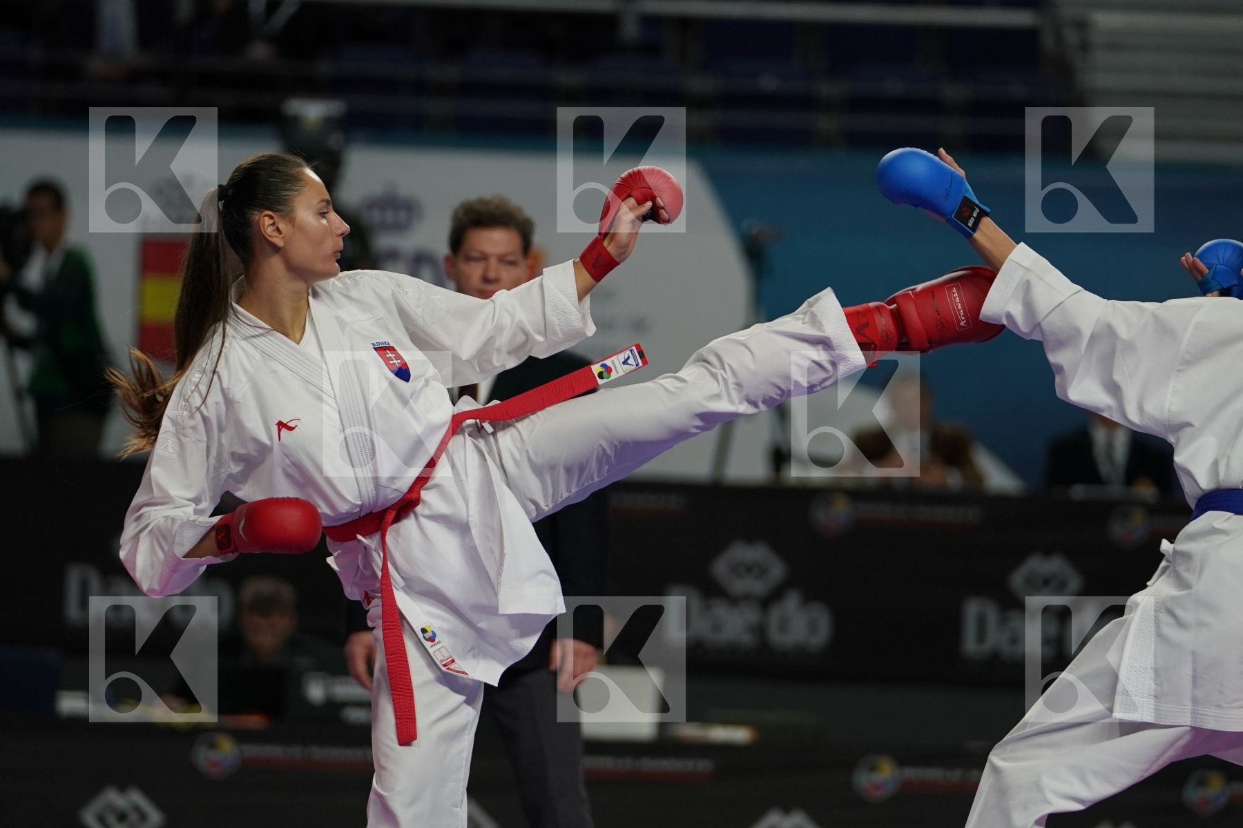 MIROSLAVA KOPUNOVA (SLOVAKIA) vs HALYNA MELNYK (UKRAINE) in Senior Kumite Ð 68 Kg - Bronze bout
