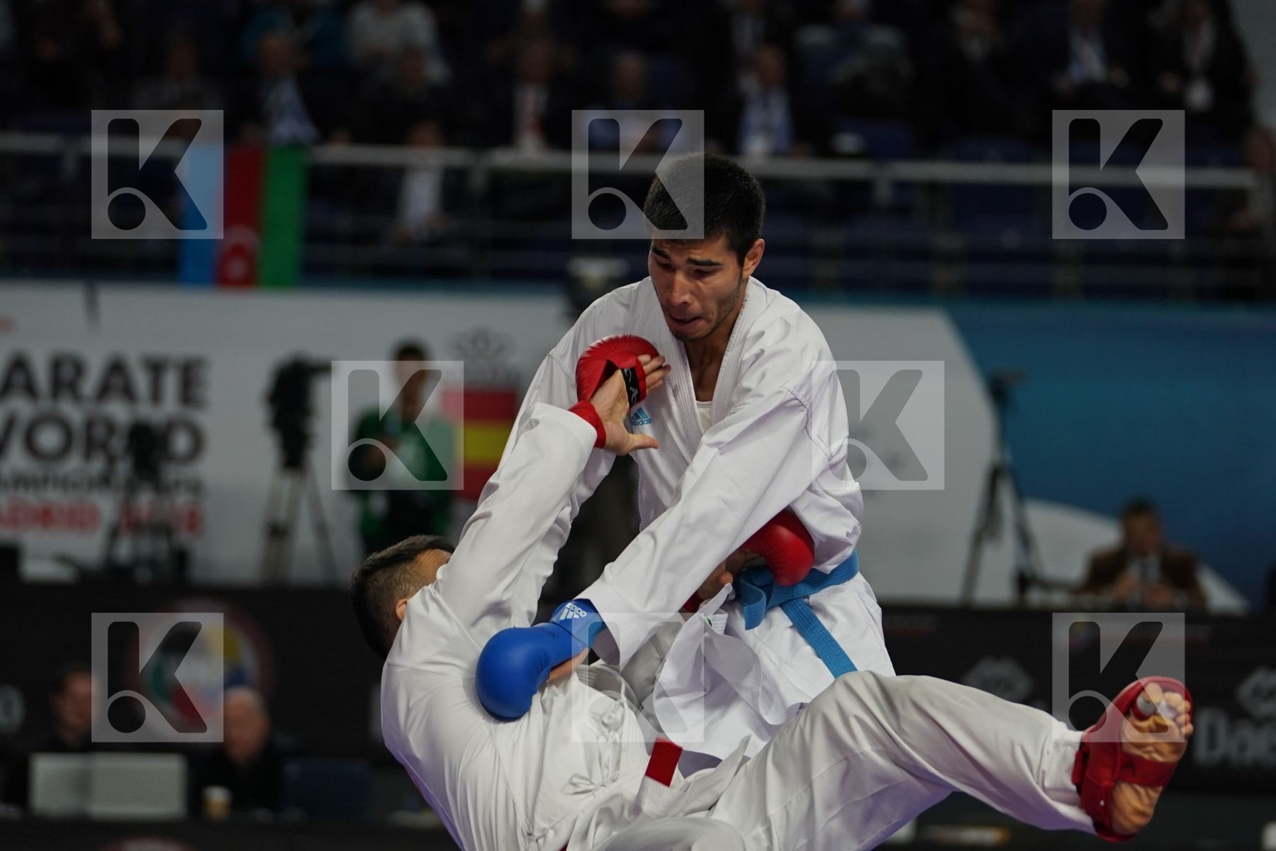 ZABIOLLAH POORSHAB (ISLAMIC REPUBLIC OF IRAN) vs DANIYAR YULDASHEV (KAZAKHSTAN) in Senior Kumite Ð 84 Kg - Bronze bout