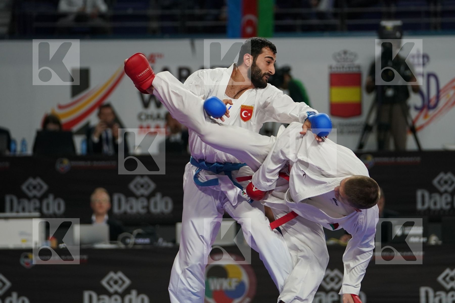 ANTON ISAKAU (BELARUS) vs UGUR AKTAS (TURKEY) in Senior Kumite Ð 84 Kg - Bronze bout