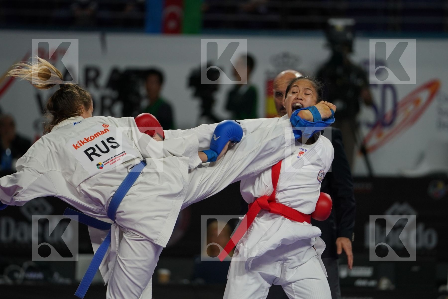 TZU-YUN WEN (CHINESE TAIPEI) vs VALERIIA ALEKHINA (RUSSIAN FEDERATION) in Senior Kumite -55 Kg - Bronze bout