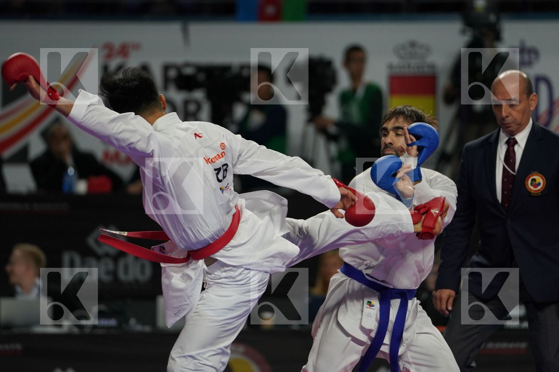 DASTONBEK OTABOLAEV (UZBEKISTAN) vs RAFAEL AGHAYEV (AZERBAIJAN) in Senior Kumite Ð 75 Kg - Bronze bout