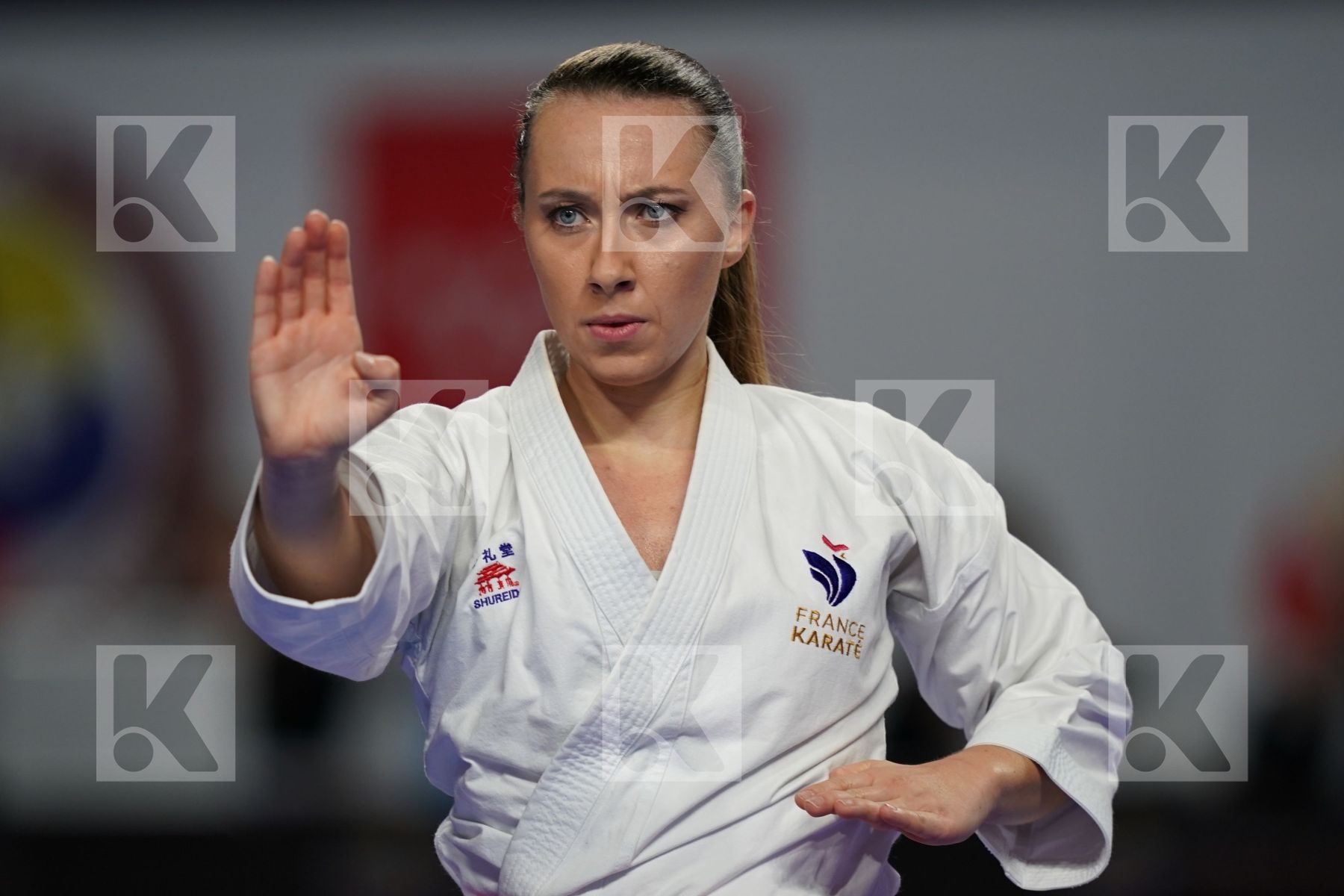ALEXANDRA FERACCI (FRANCE) vs VIVIANA BOTTARO (ITALY) in Senior Female Kata - Bronze bout