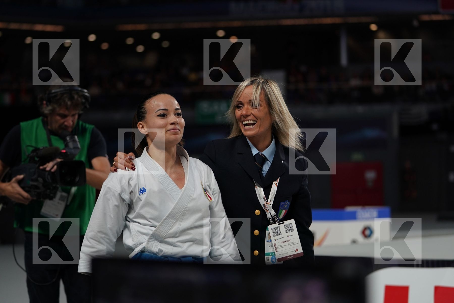 ALEXANDRA FERACCI (FRANCE) vs VIVIANA BOTTARO (ITALY) in Senior Female Kata - Bronze bout