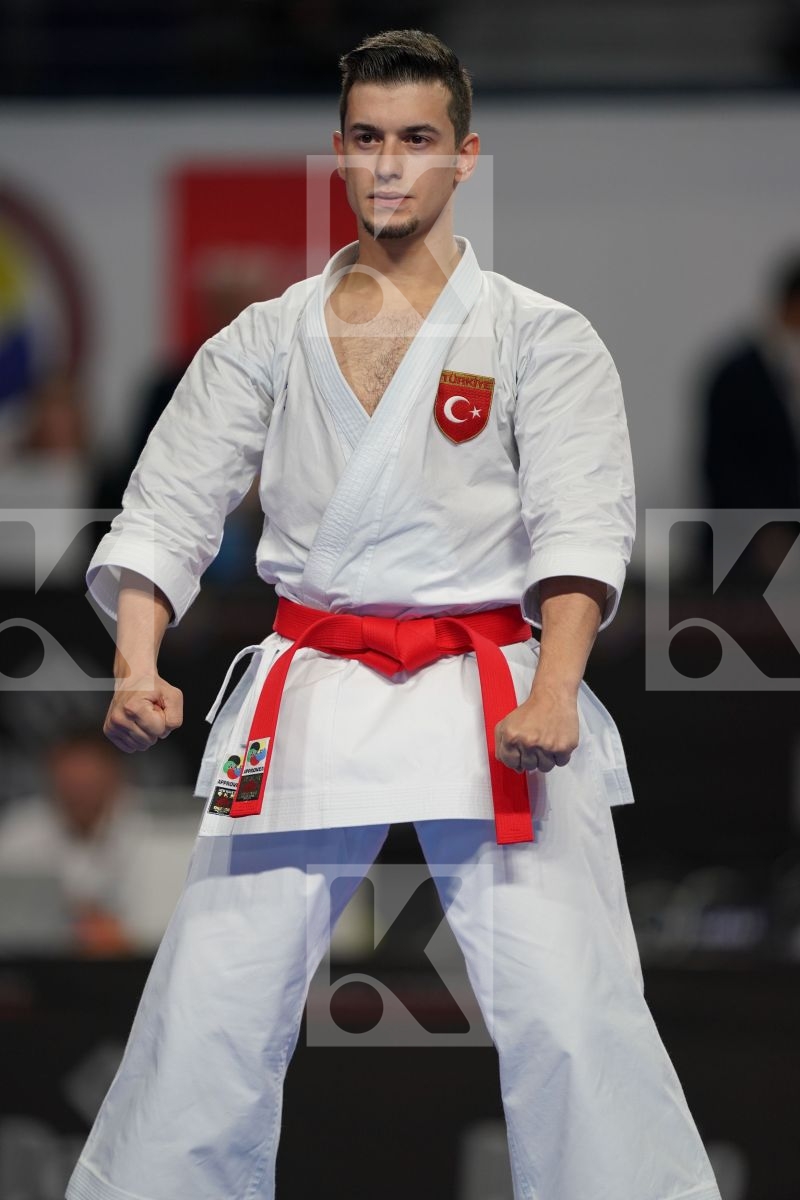 ALI SOFUOGLU (TURKEY) vs ANTONIO DIAZ (VENEZUELA) in Senior Male Kata - Bronze bout