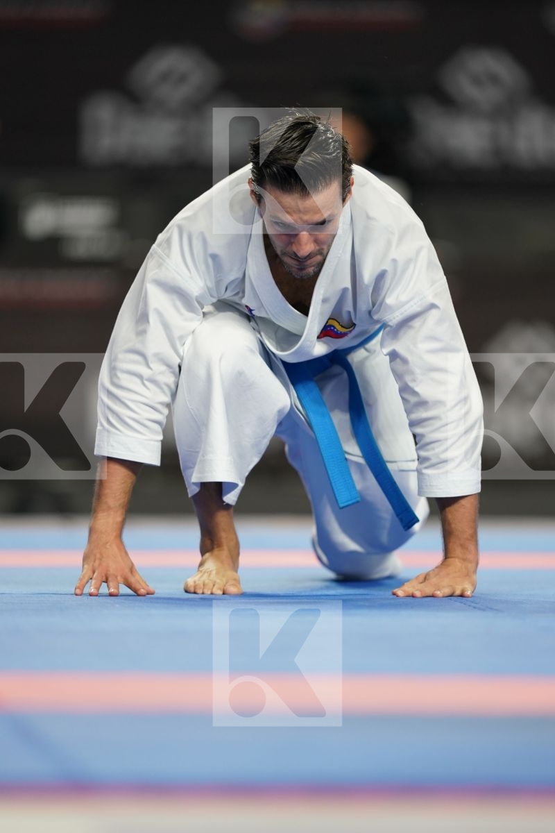 ALI SOFUOGLU (TURKEY) vs ANTONIO DIAZ (VENEZUELA) in Senior Male Kata - Bronze bout
