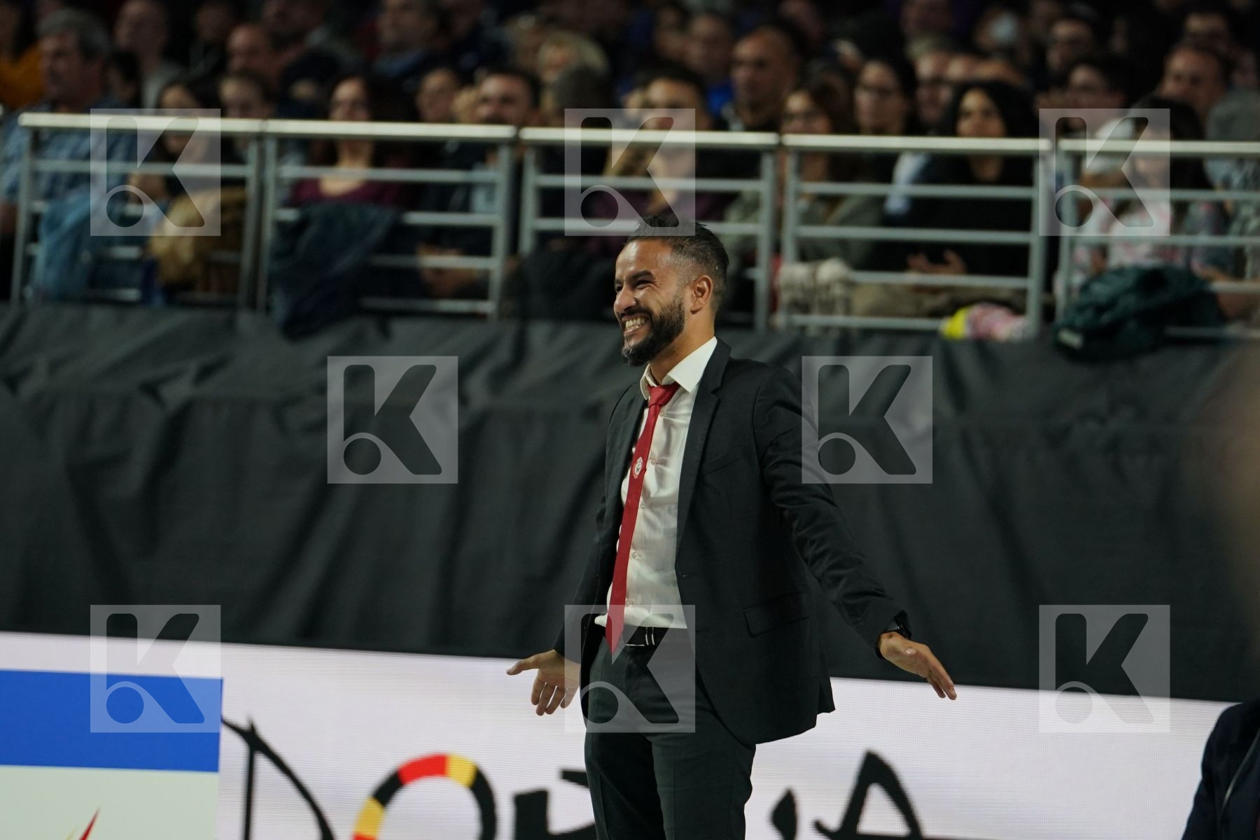 JOVANNI MARTINEZ (VENEZUELA) vs ABDESSALAM AMEKNASSI (MOROCCO in Senior Kumite -60 Kg - Bronze bout