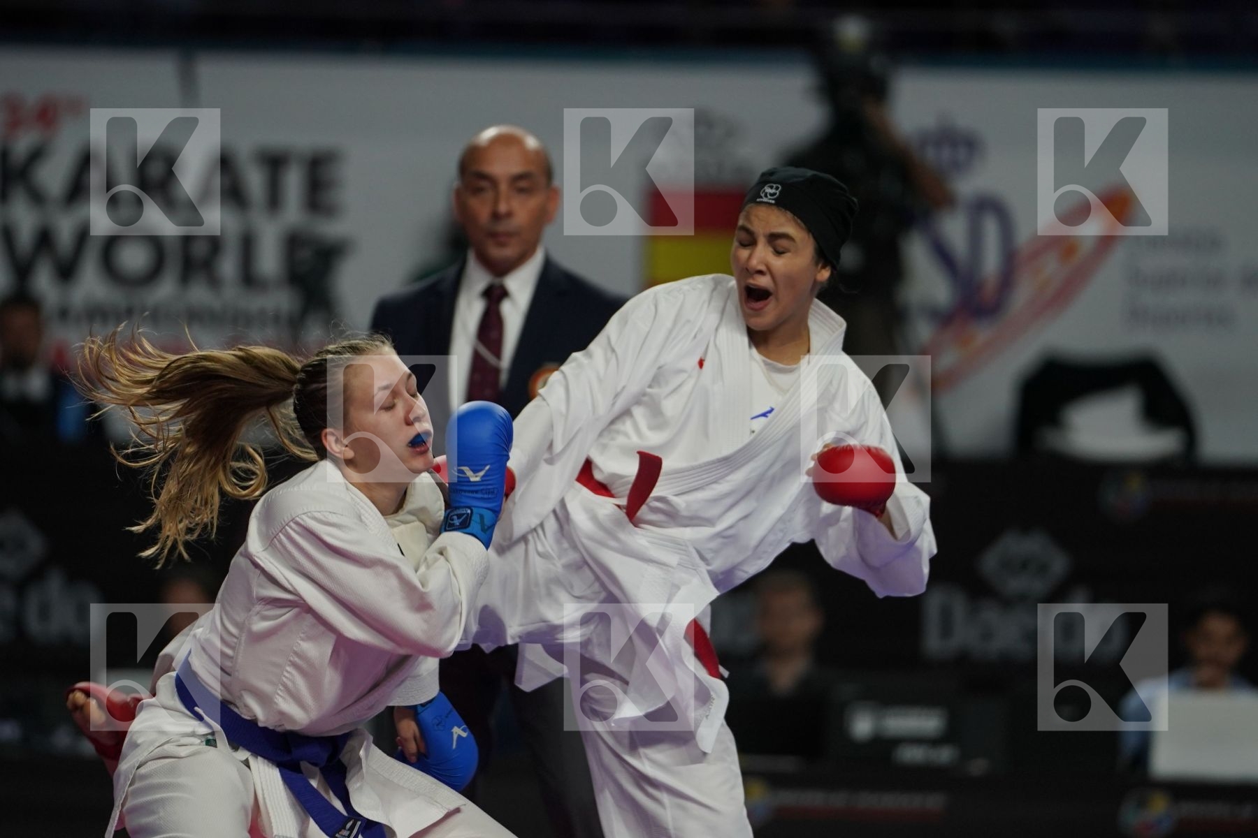 SARA BAHMANYAR (ISLAMIC REPUBLIC OF IRAN) vs TATIANA RYBALCHENKO (RUSSIAN FEDERATION) in Senior Kumite -50 Kg - Bronze bout