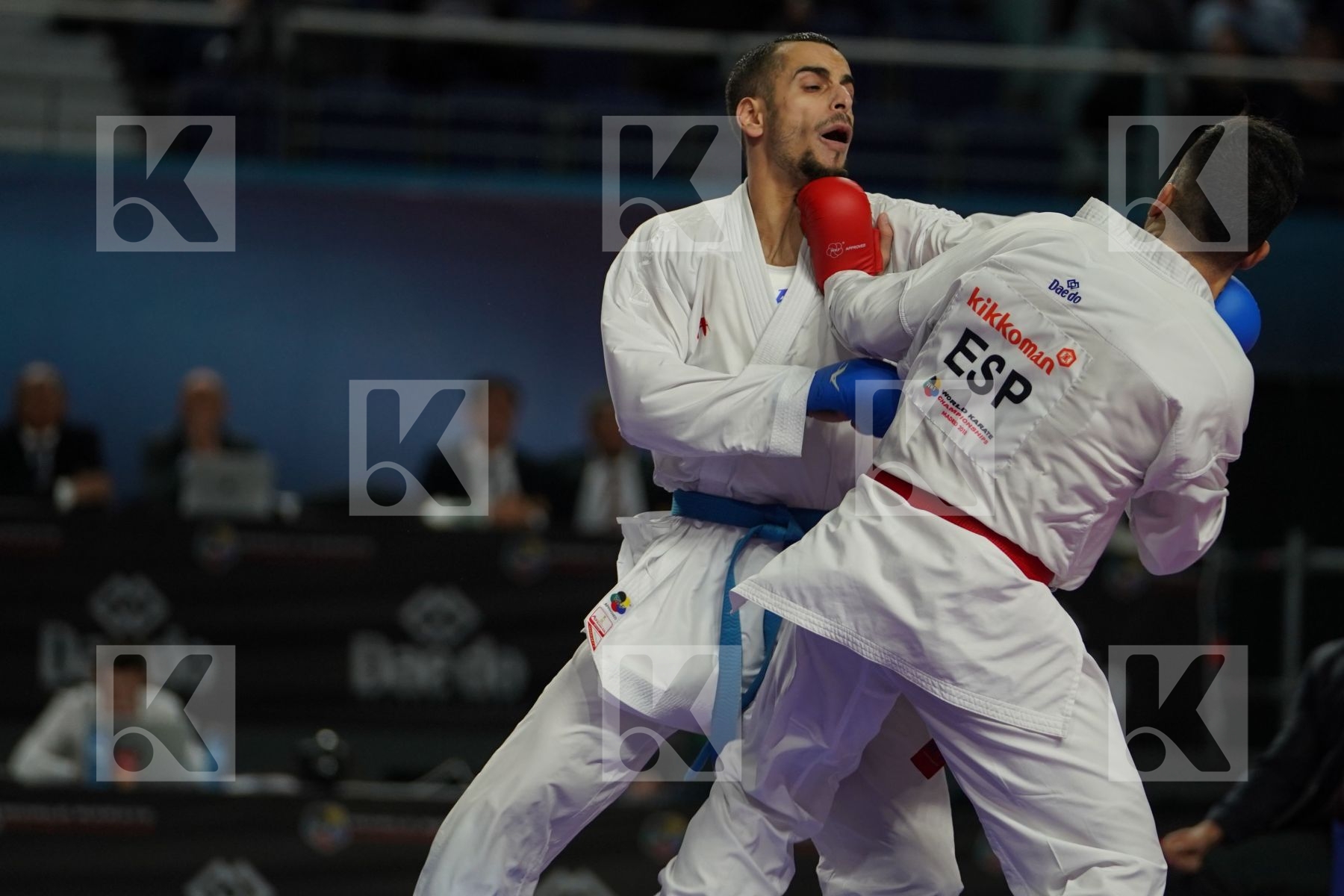 RAUL CUERVA MORA (SPAIN) vs HAMOON DERAFSHIPOUR (ISLAMIC REPUBLIC OF IRAN) in Senior Kumite -67 Kg - Bronze bout