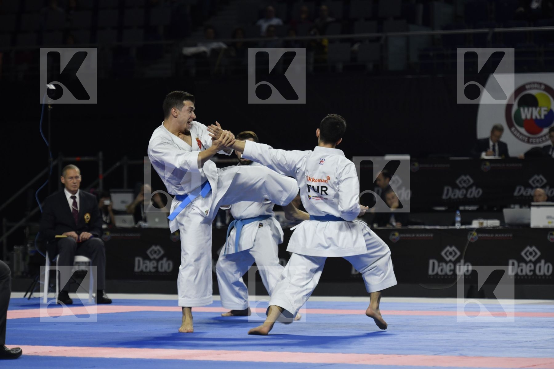 IRAN (DELIKHOUN, SHAHRJERDI, ZAND) vs TURKEY (DURAN, GOKTAS, SOFUOGLU) in Senior Team Male Kata - Bronze bout