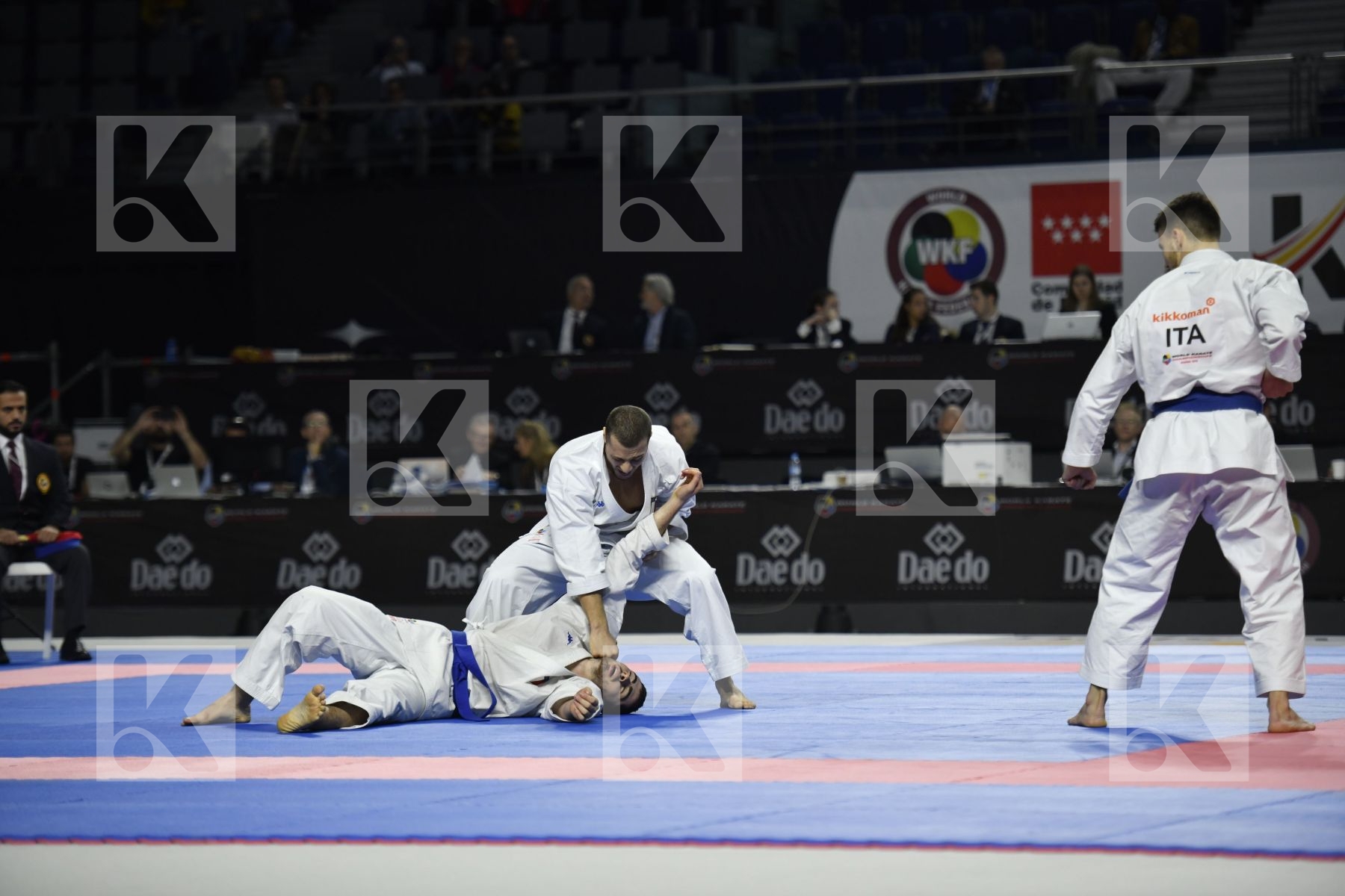 MALAYSIA (HOE, LEONG, OH THENG WEI) vs ITALY (GALLO, IODICE, PANAGIA) in Senior Team Male Kata - Bronze bout