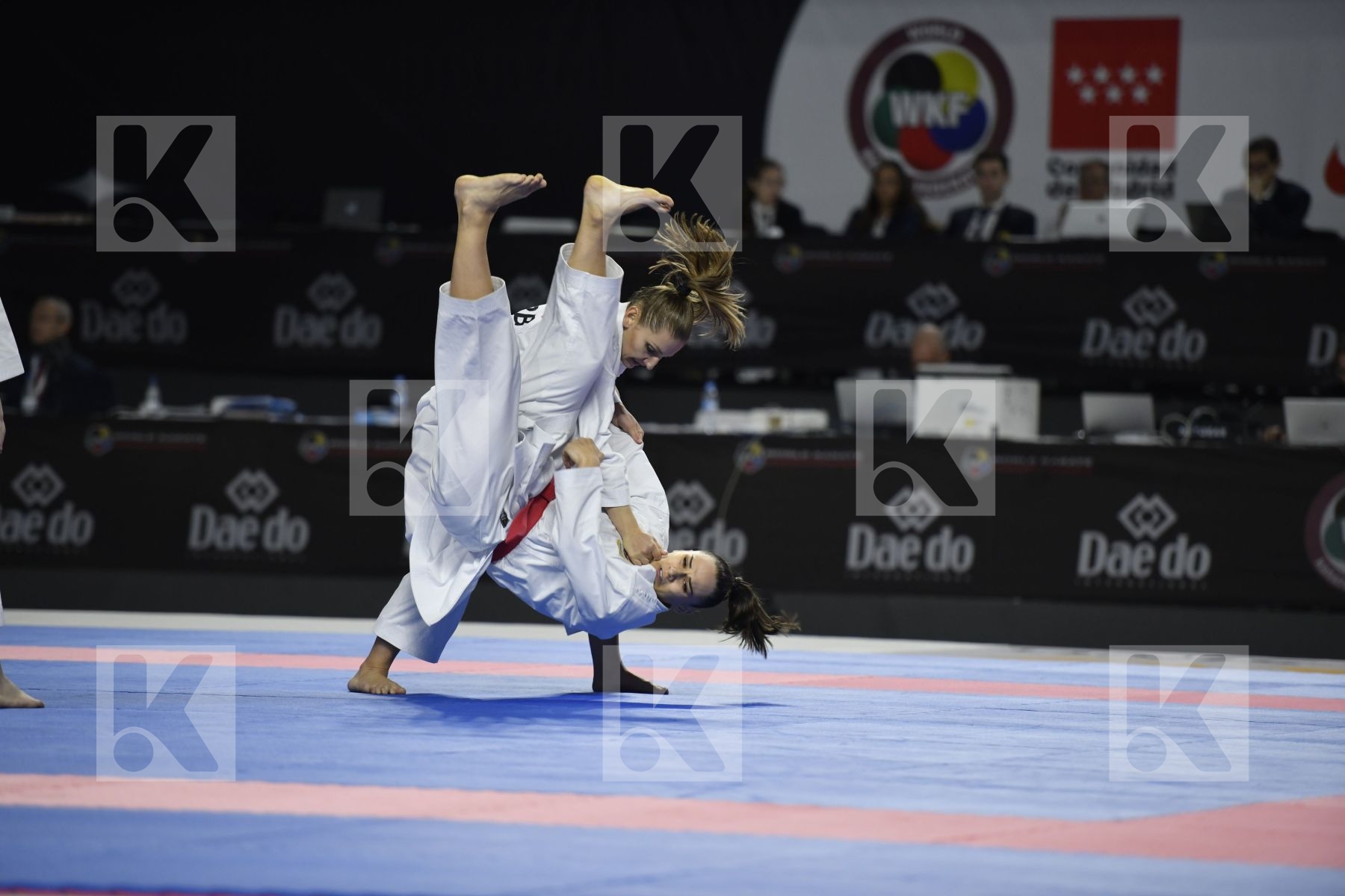 SERBIA (DJURDJEVIC, MATICKI, PIPERIN) vs ITALY (BATTAGLIA, D'ONOFRIO, PEZZETTI) in Senior Team Female Kata - Bronze bout