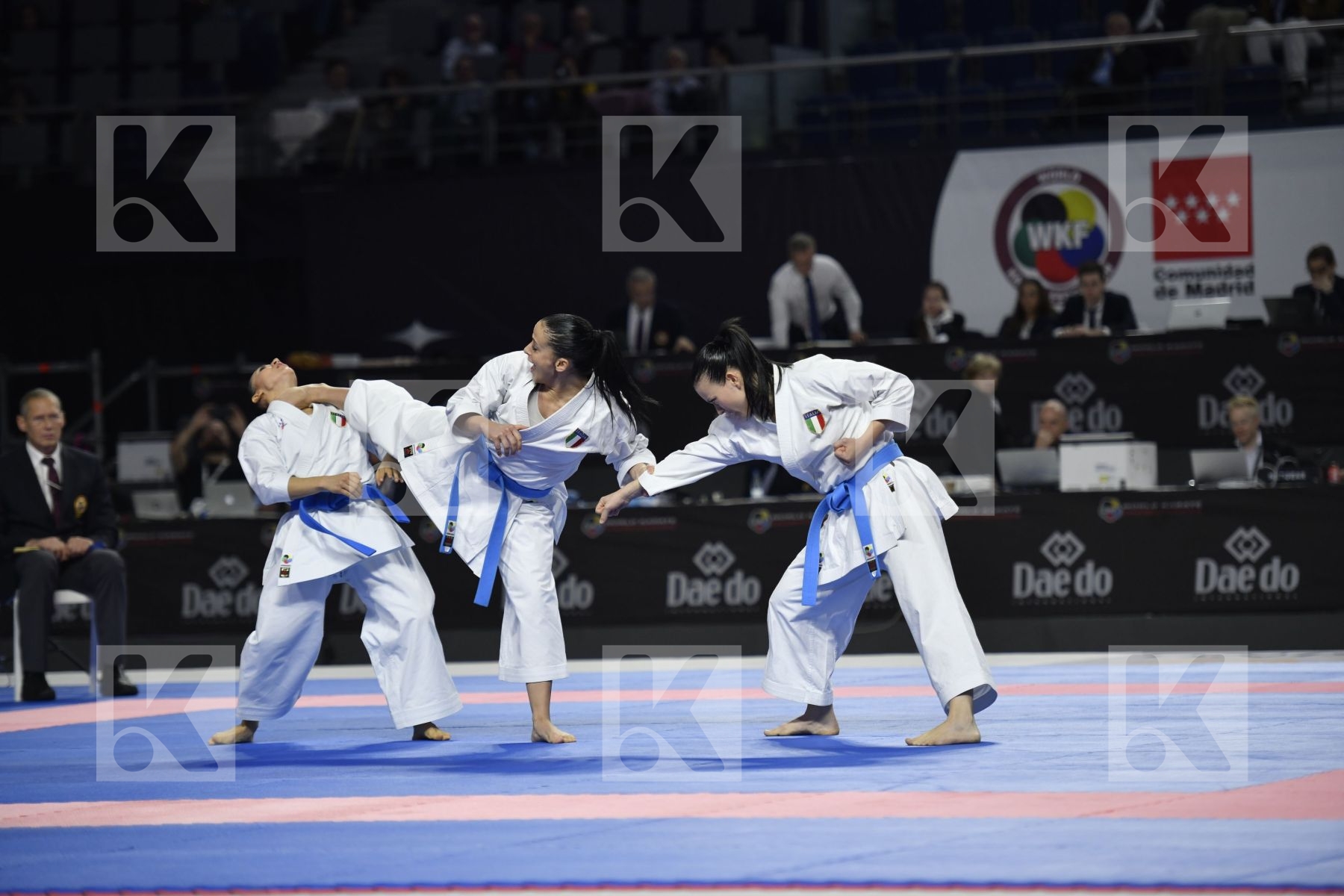 SERBIA (DJURDJEVIC, MATICKI, PIPERIN) vs ITALY (BATTAGLIA, D'ONOFRIO, PEZZETTI) in Senior Team Female Kata - Bronze bout