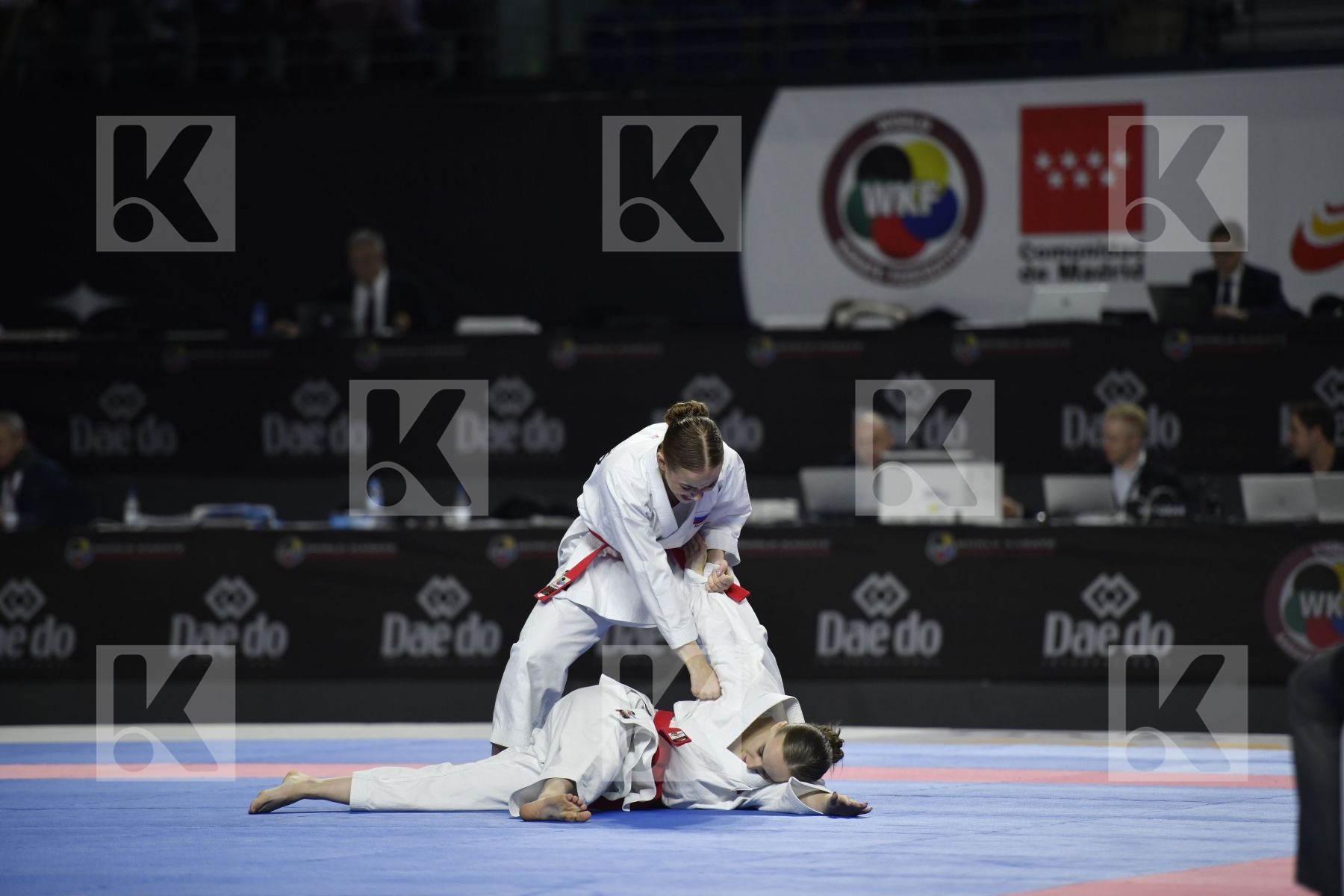 RUSSIAN FEDERATION (KOTLYAROVA, TROITSKAYA, ZOTOVA) vs TURKEY (ELTEMUR, KUSMUS, SOFUOGLU) in Senior Team Female Kata - Bronze bout