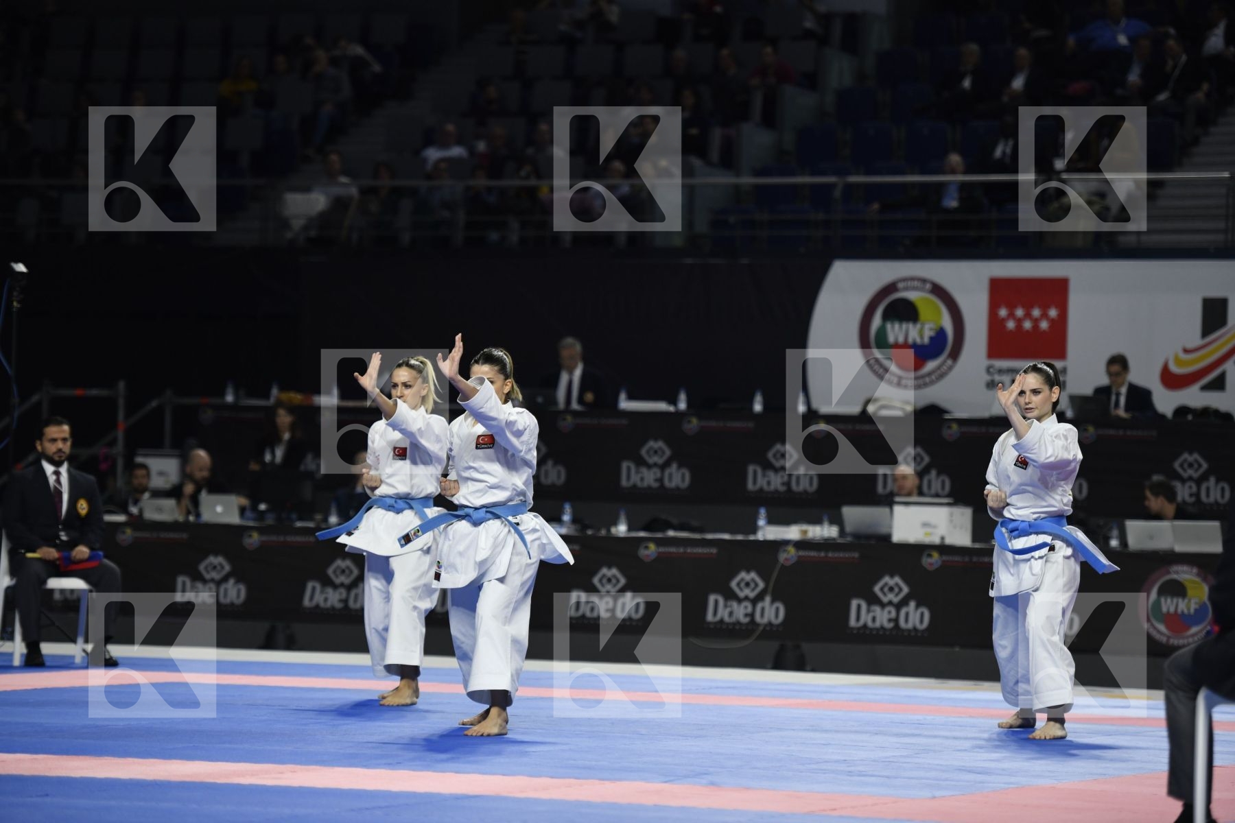 RUSSIAN FEDERATION (KOTLYAROVA, TROITSKAYA, ZOTOVA) vs TURKEY (ELTEMUR, KUSMUS, SOFUOGLU) in Senior Team Female Kata - Bronze bout