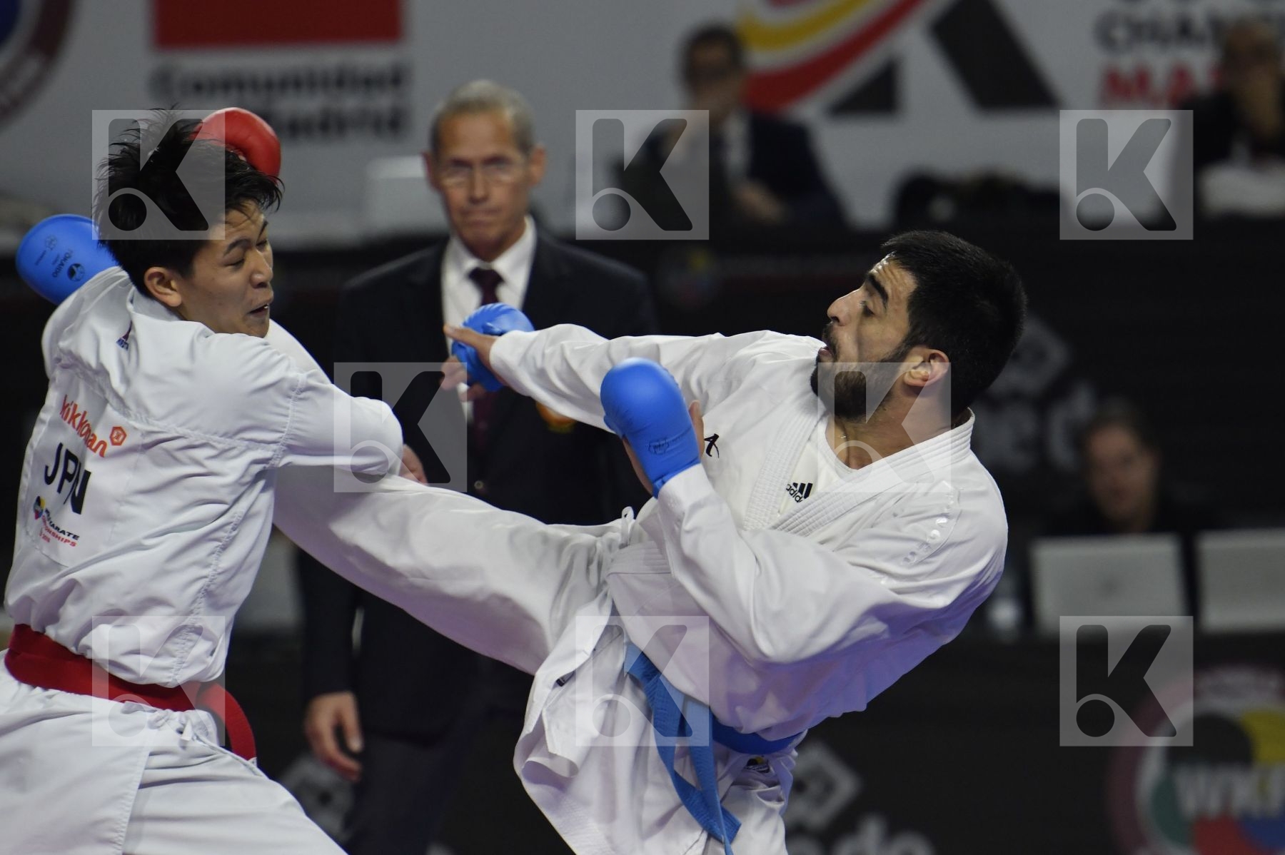 JAPAN (ANDO, ARAGA, KAGAWA, MORI, NISHIMURA, SAKIYAMA, SHIMADA) vs AZERBAIJAN (ABDULLAYEV, AGHALARZADE, AGHAYEV, ATAMOV, GURBANLI, HASANOV, HASANOV) in Senior Team Male Kumite - Bronze bout