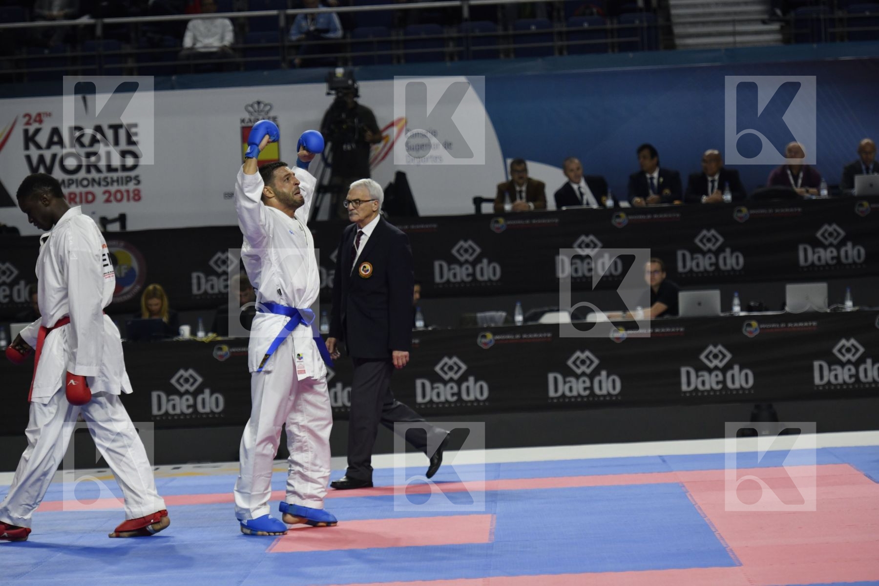 SENEGAL (CISSE, DIOP, GUEYE, MBAYE, NDOUR, SENE) vs ITALY (EL SHARABY, JENDOUBI, MAESTRI, MARESCA, MARINO, MARTINA, MINARDI) in Senior Team Male Kumite - Bronze bout