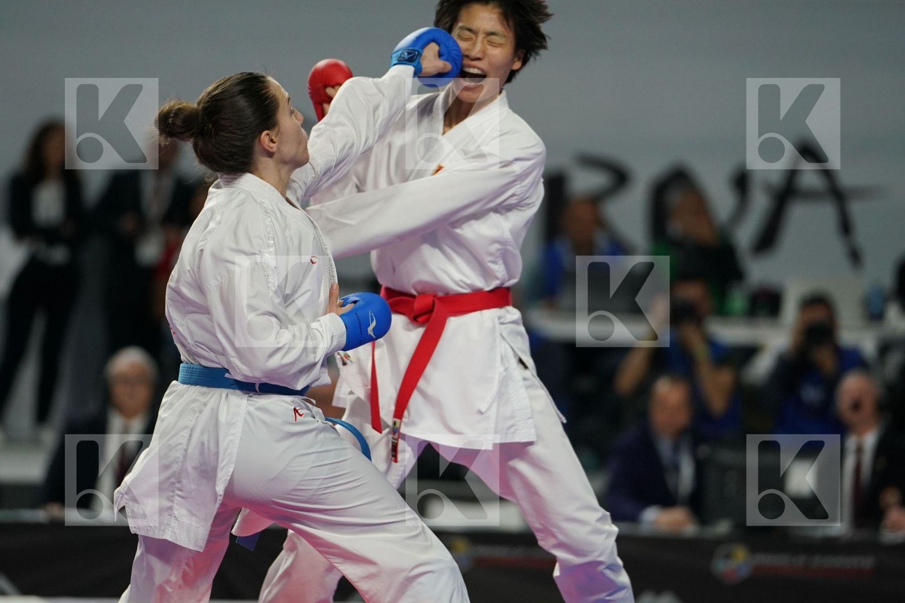 XIAOYAN YIN (PEOPLE'S REPUBLIC OF CHINA) vs JOVANA PREKOVIC (SERBIA) in Senior Kumite Ð 61 Kg - Final bout