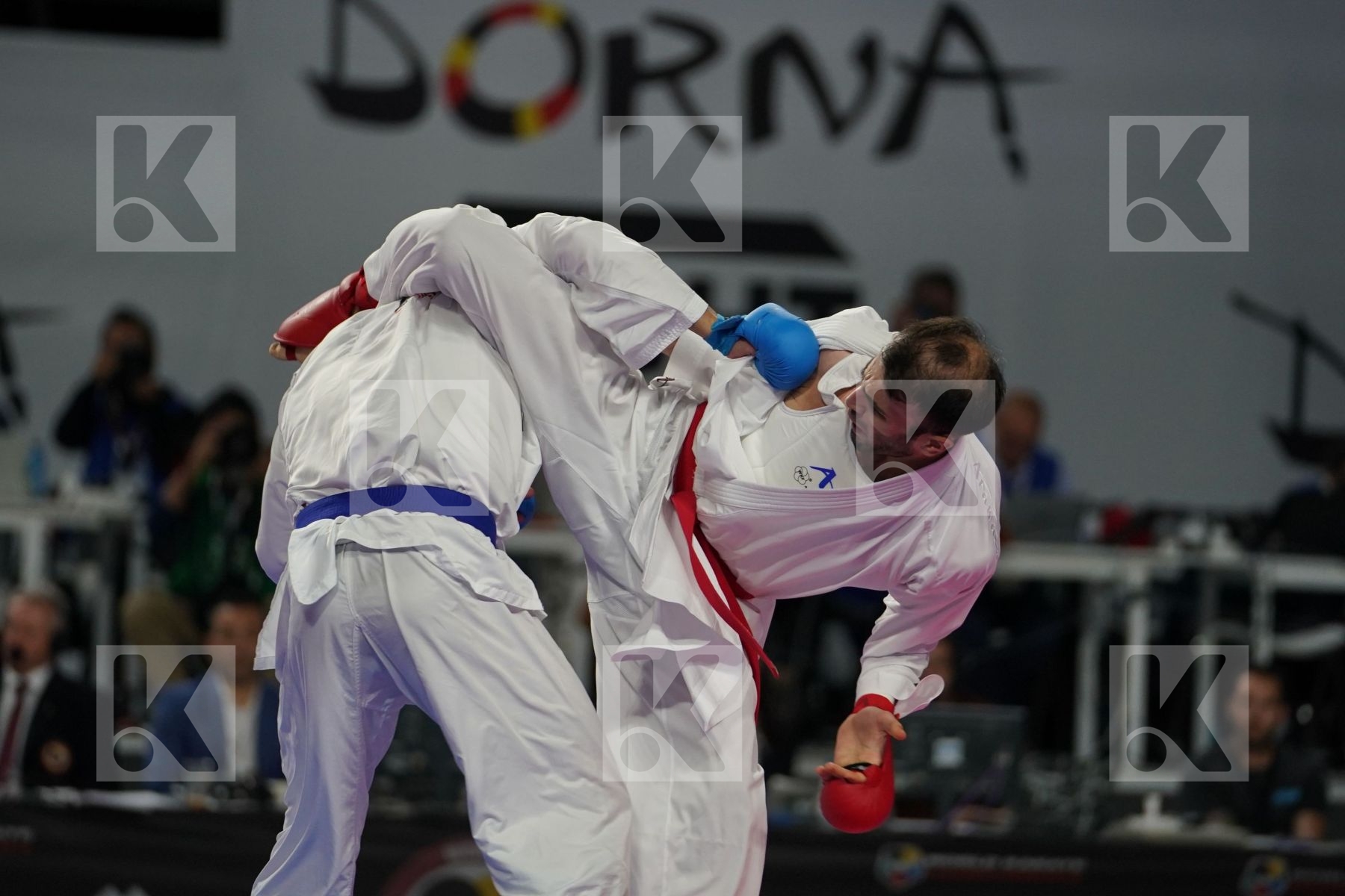 BAHMAN ASGARI GHONCHEH (ISLAMIC REPUBLIC OF IRAN) vs LUIGI BUSA (ITALY) in Senior Kumite Ð 75 Kg - Final bout