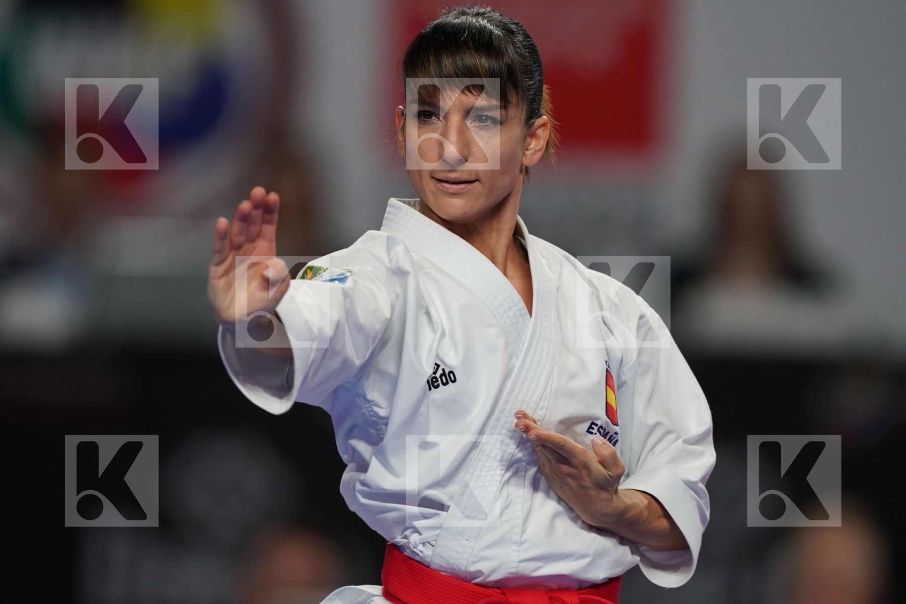 SANDRA SANCHEZ JAIME (SPAIN) vs KIYOU SHIMIZU (JAPAN) in Senior Female Kata - Final bout