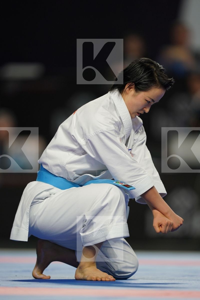 SANDRA SANCHEZ JAIME (SPAIN) vs KIYOU SHIMIZU (JAPAN) in Senior Female Kata - Final bout