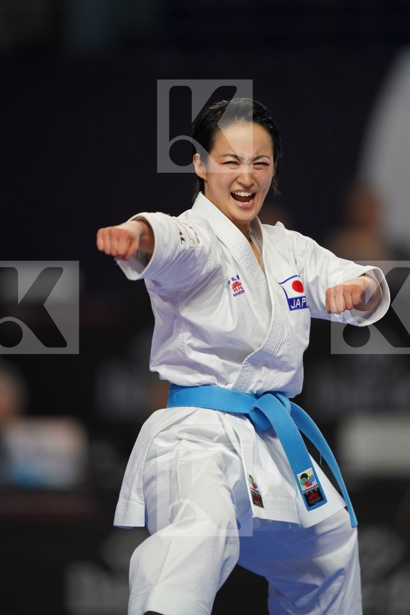 SANDRA SANCHEZ JAIME (SPAIN) vs KIYOU SHIMIZU (JAPAN) in Senior Female Kata - Final bout