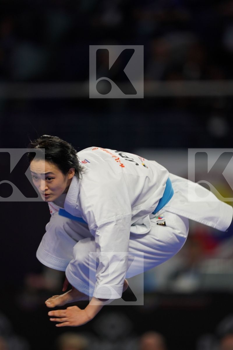 SANDRA SANCHEZ JAIME (SPAIN) vs KIYOU SHIMIZU (JAPAN) in Senior Female Kata - Final bout