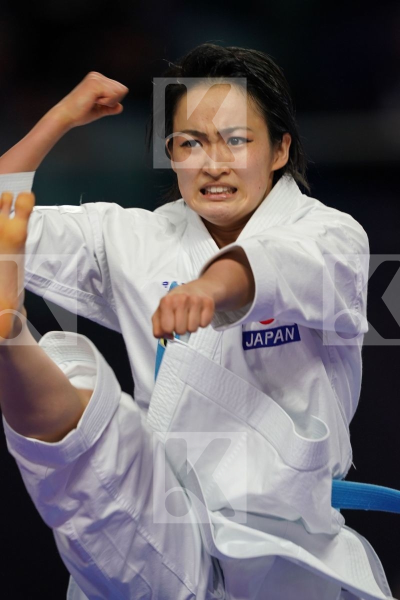 SANDRA SANCHEZ JAIME (SPAIN) vs KIYOU SHIMIZU (JAPAN) in Senior Female Kata - Final bout