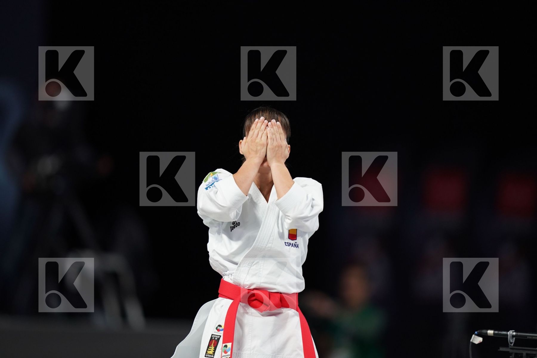 SANDRA SANCHEZ JAIME (SPAIN) vs KIYOU SHIMIZU (JAPAN) in Senior Female Kata - Final bout