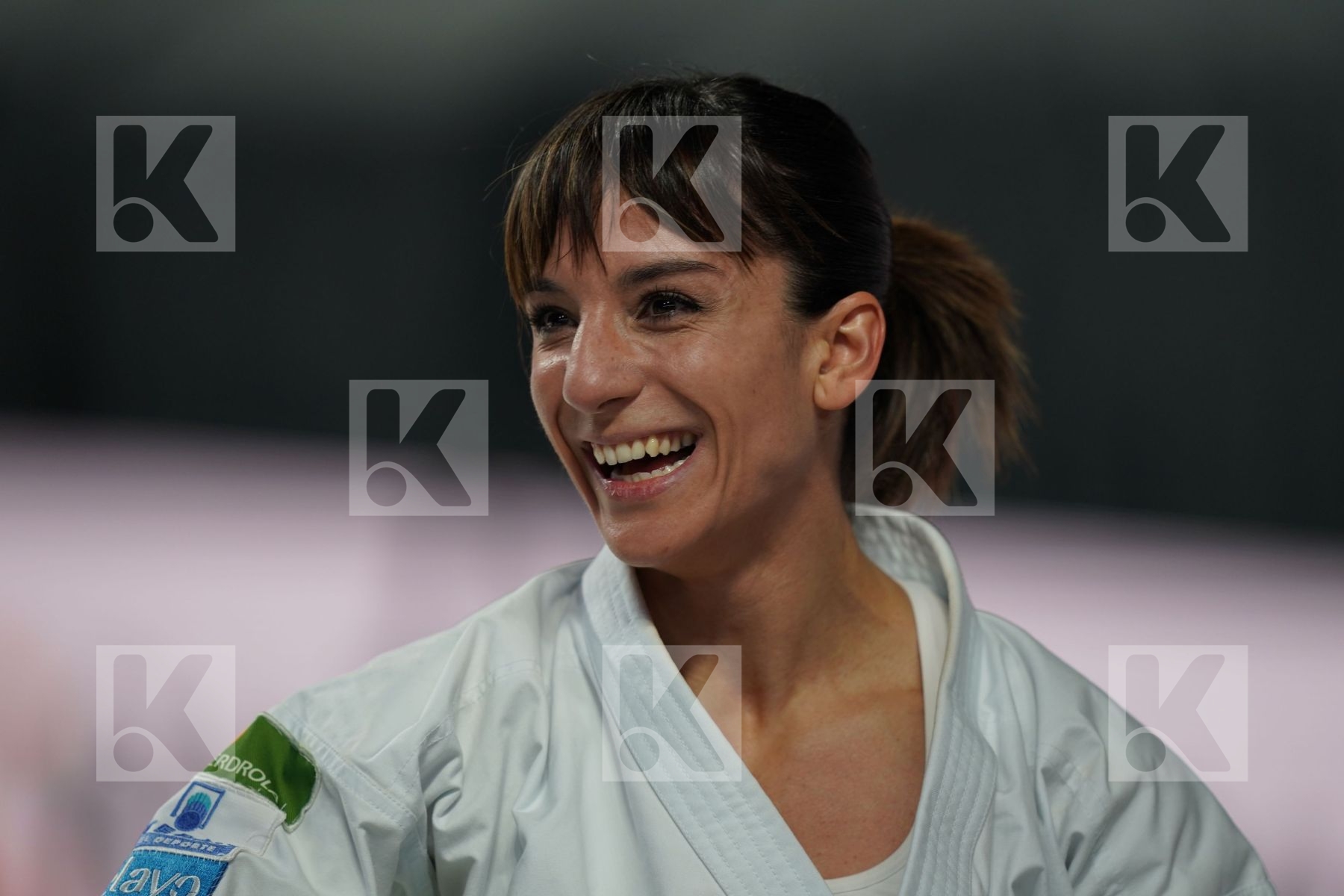 SANDRA SANCHEZ JAIME (SPAIN) vs KIYOU SHIMIZU (JAPAN) in Senior Female Kata - Final bout