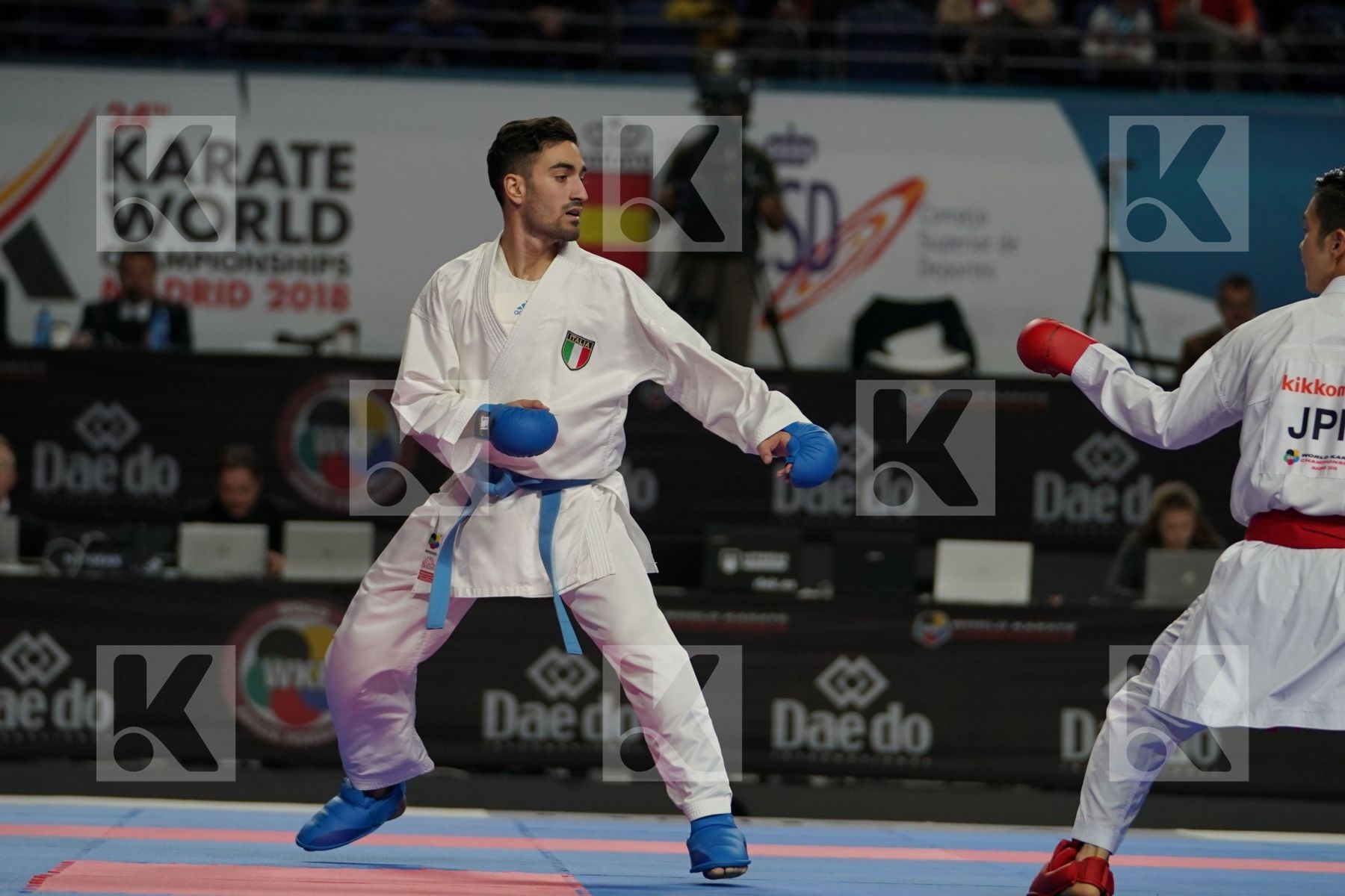 NAOTO SAGO (JAPAN) vs ANGELO CRESCENZO (ITALY) in Senior Kumite -60 Kg - Final bout