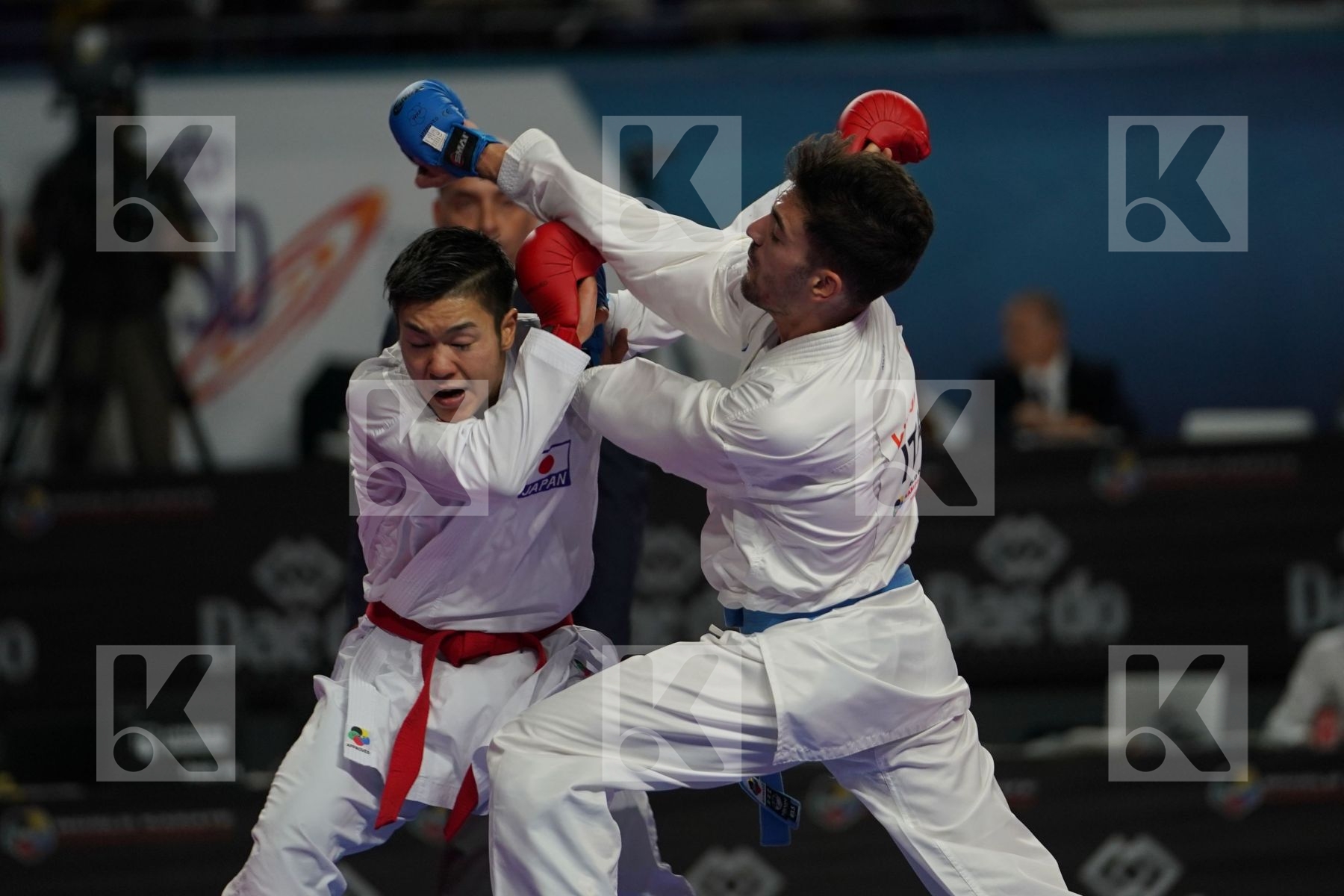 NAOTO SAGO (JAPAN) vs ANGELO CRESCENZO (ITALY) in Senior Kumite -60 Kg - Final bout