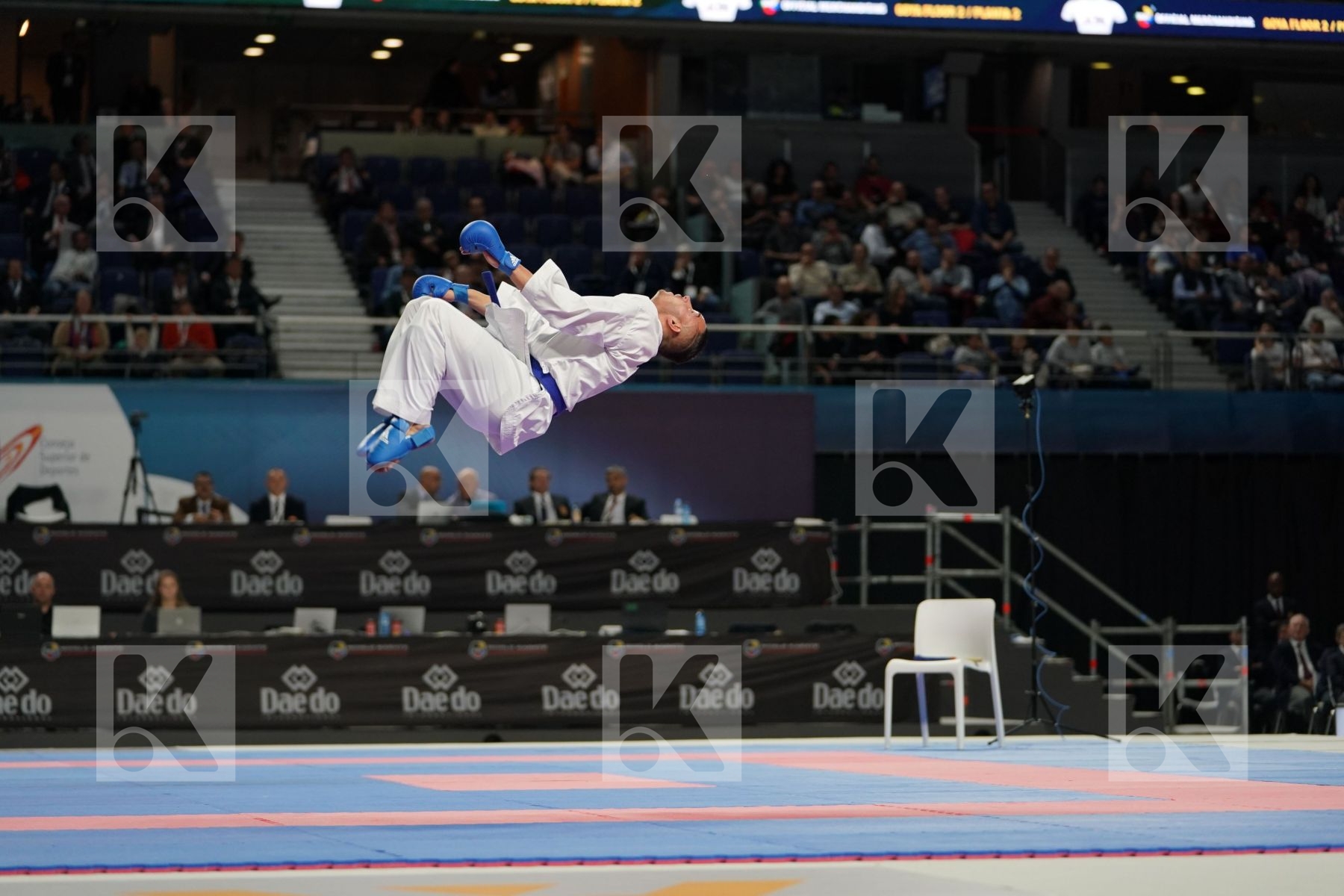 VINICIUS FIGUEIRA (BRAZIL) vs STEVEN DACOSTA (FRANCE) in Senior Kumite -67 Kg - Final bout