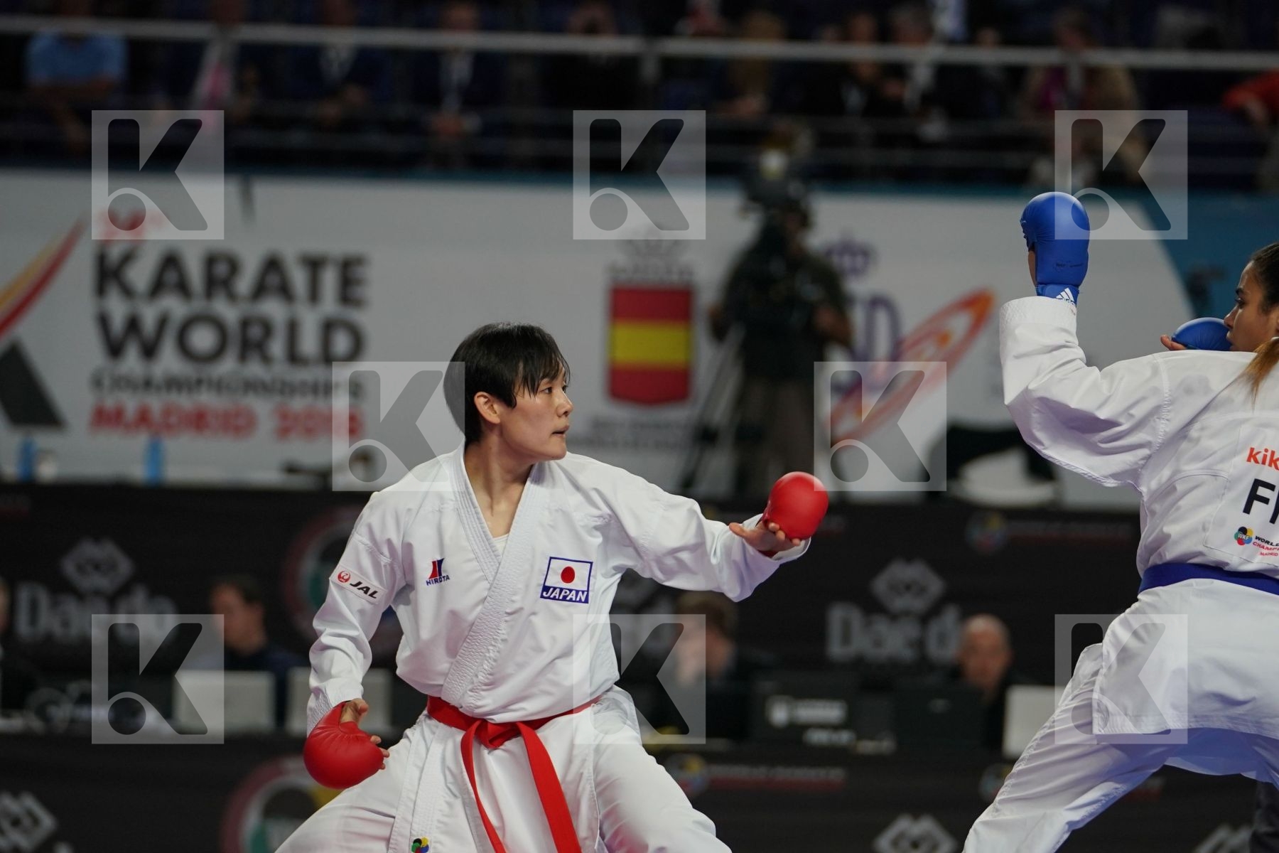 Japan (KAWAMURA, SAITO, SOMEYA, UEKUSA) vs France (AVAZERI, BRITO, HEURTAULT, SIVERT) in Senior Team Female Kumite - Final bout