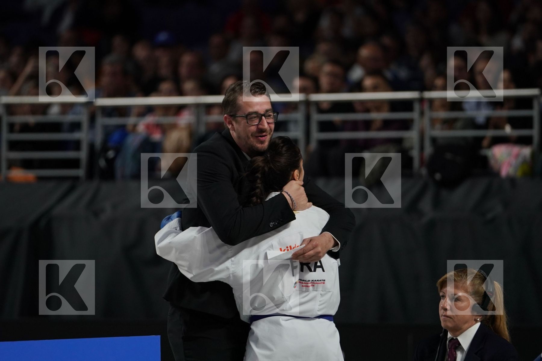 Japan (KAWAMURA, SAITO, SOMEYA, UEKUSA) vs France (AVAZERI, BRITO, HEURTAULT, SIVERT) in Senior Team Female Kumite - Final bout